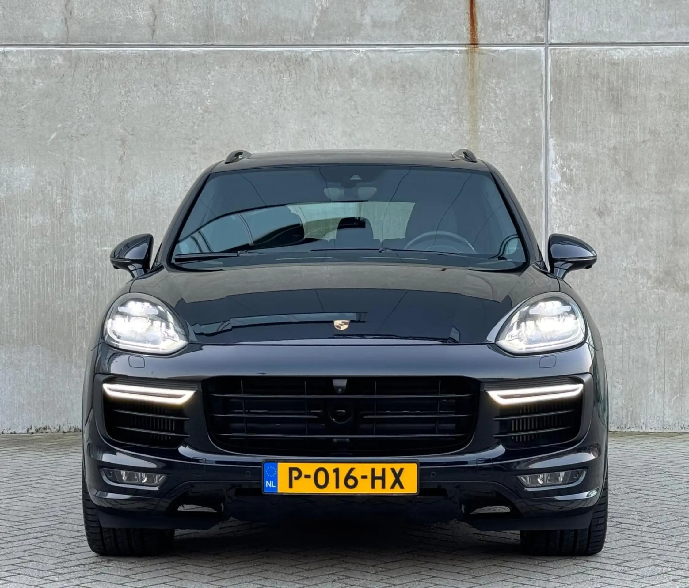 Porsche - Cayenne