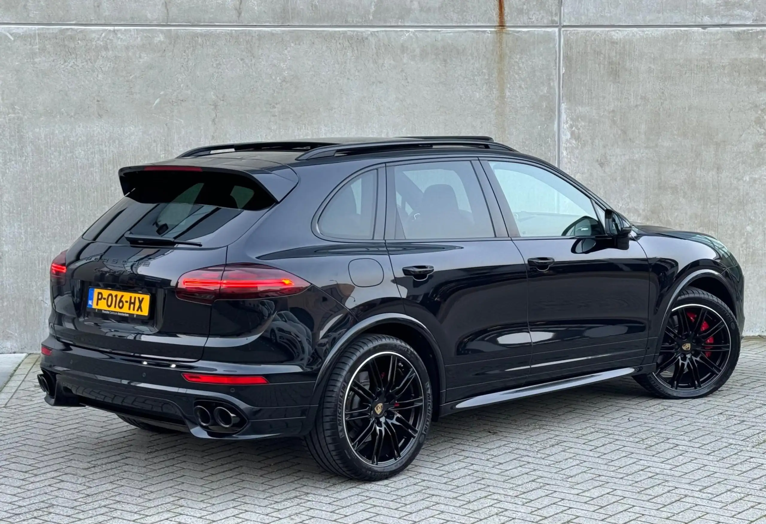 Porsche - Cayenne