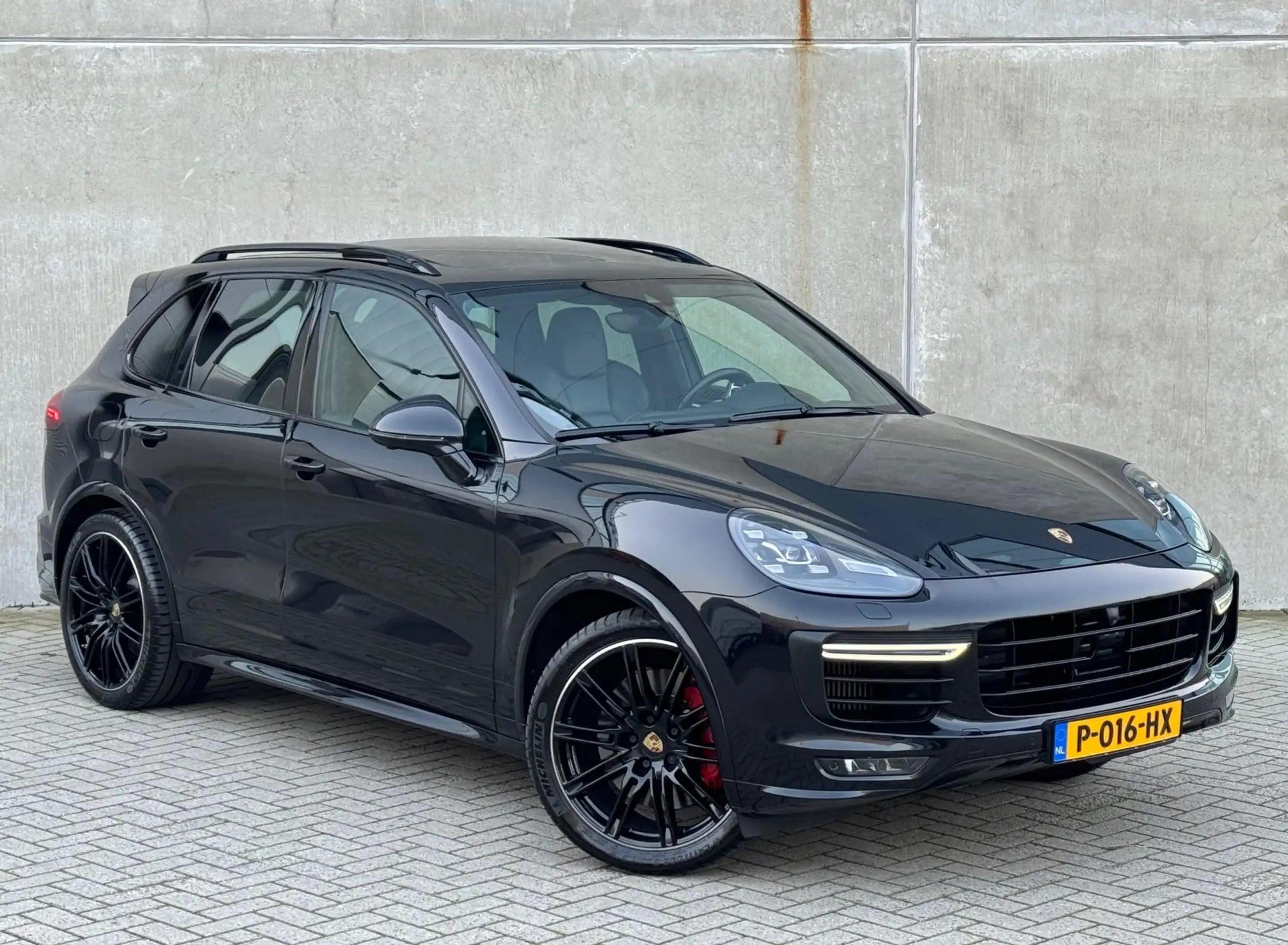 Porsche - Cayenne