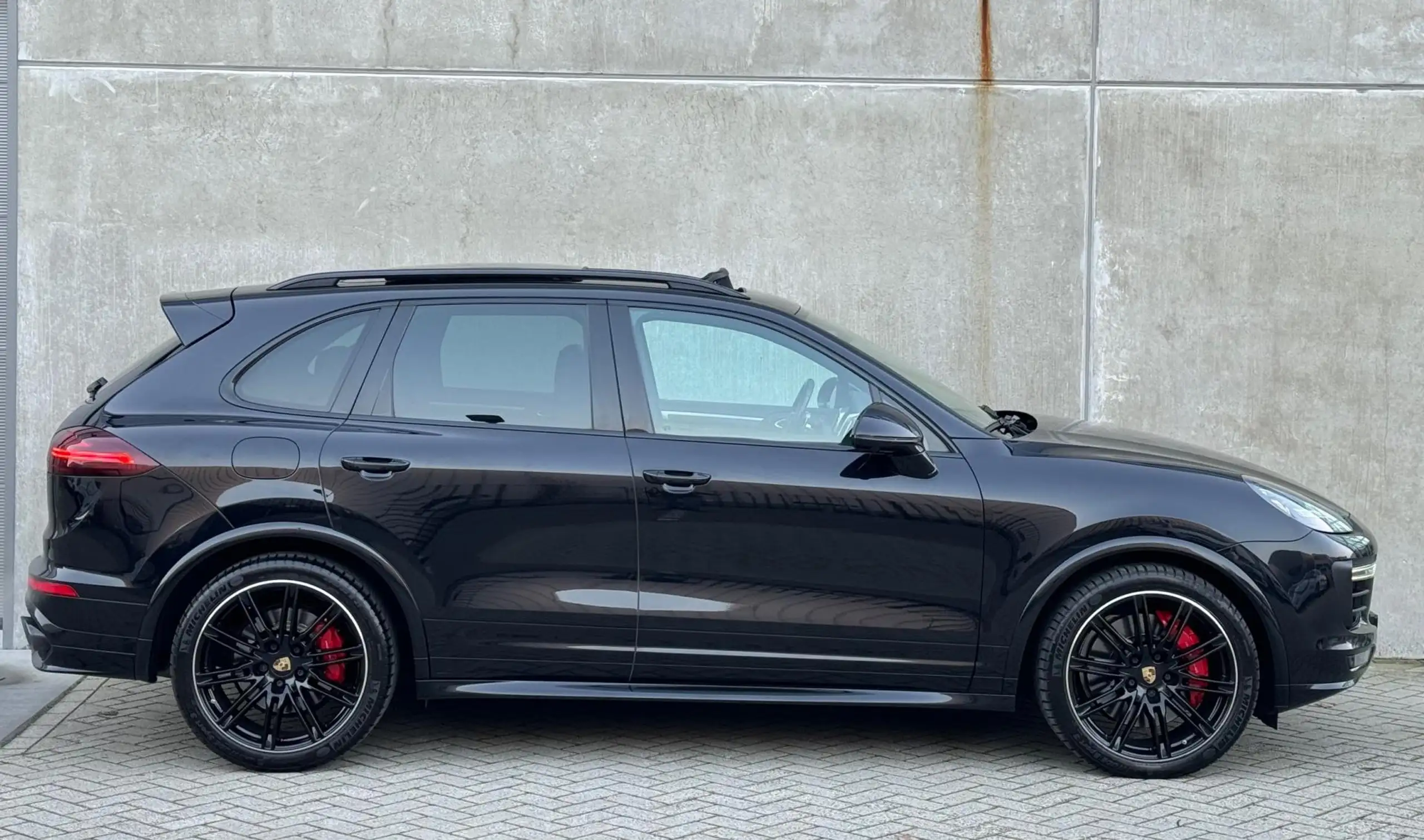 Porsche - Cayenne