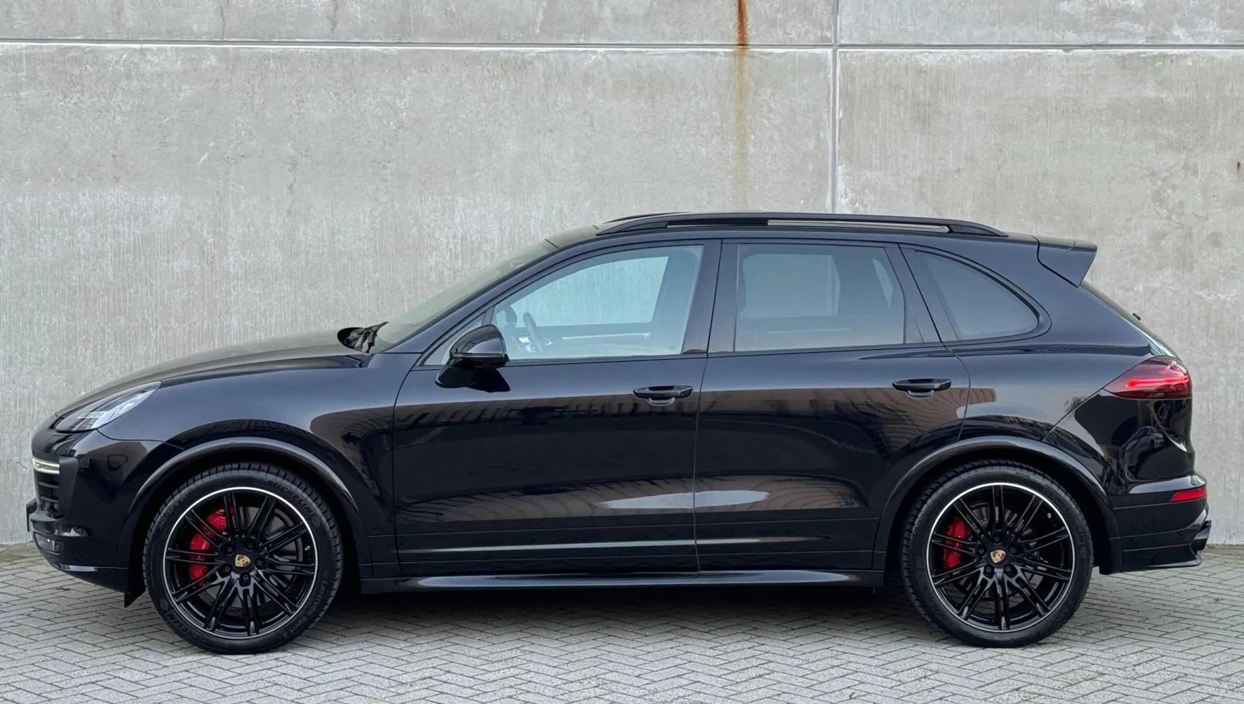 Porsche - Cayenne