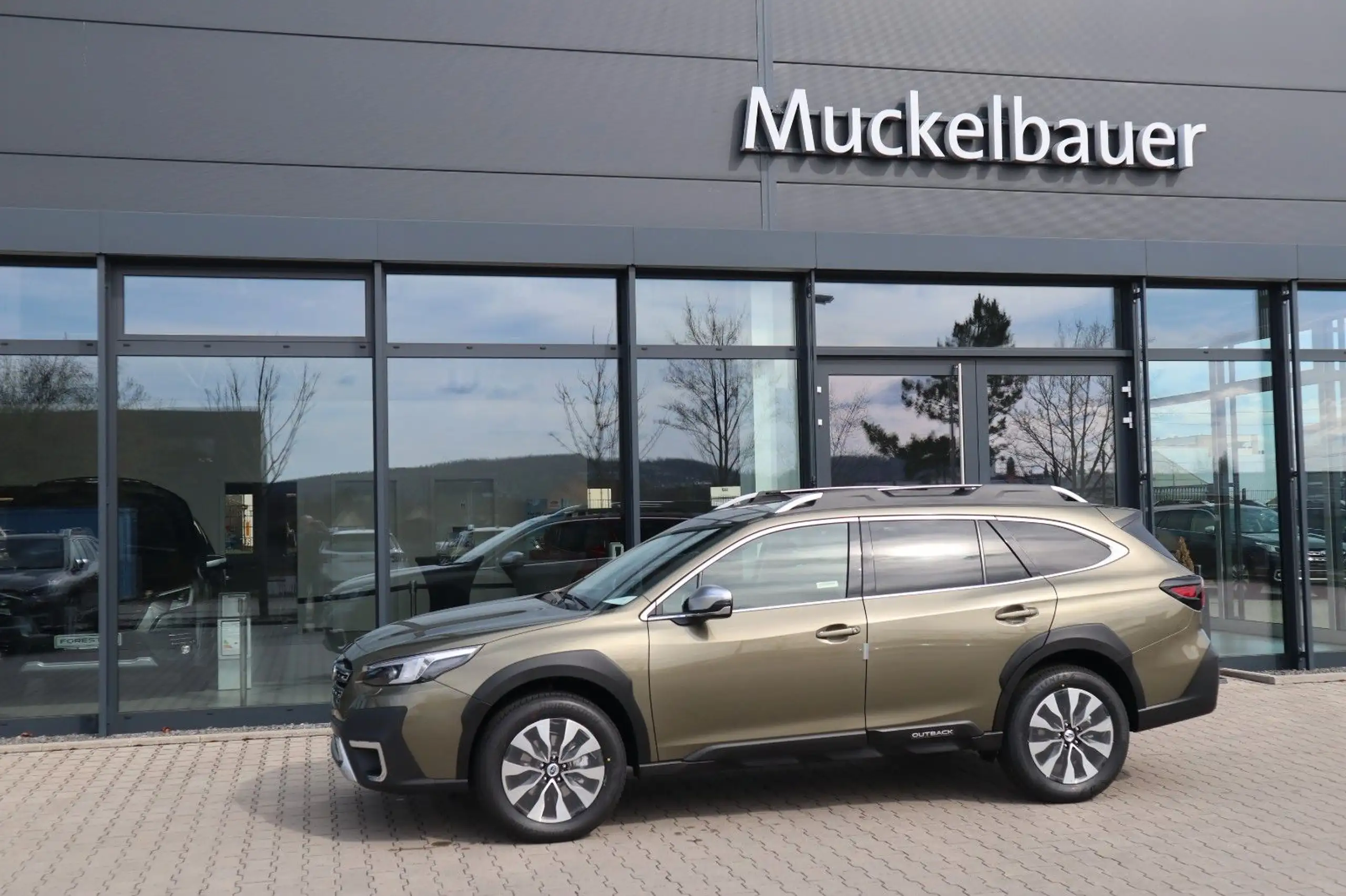 Subaru OUTBACK 2015