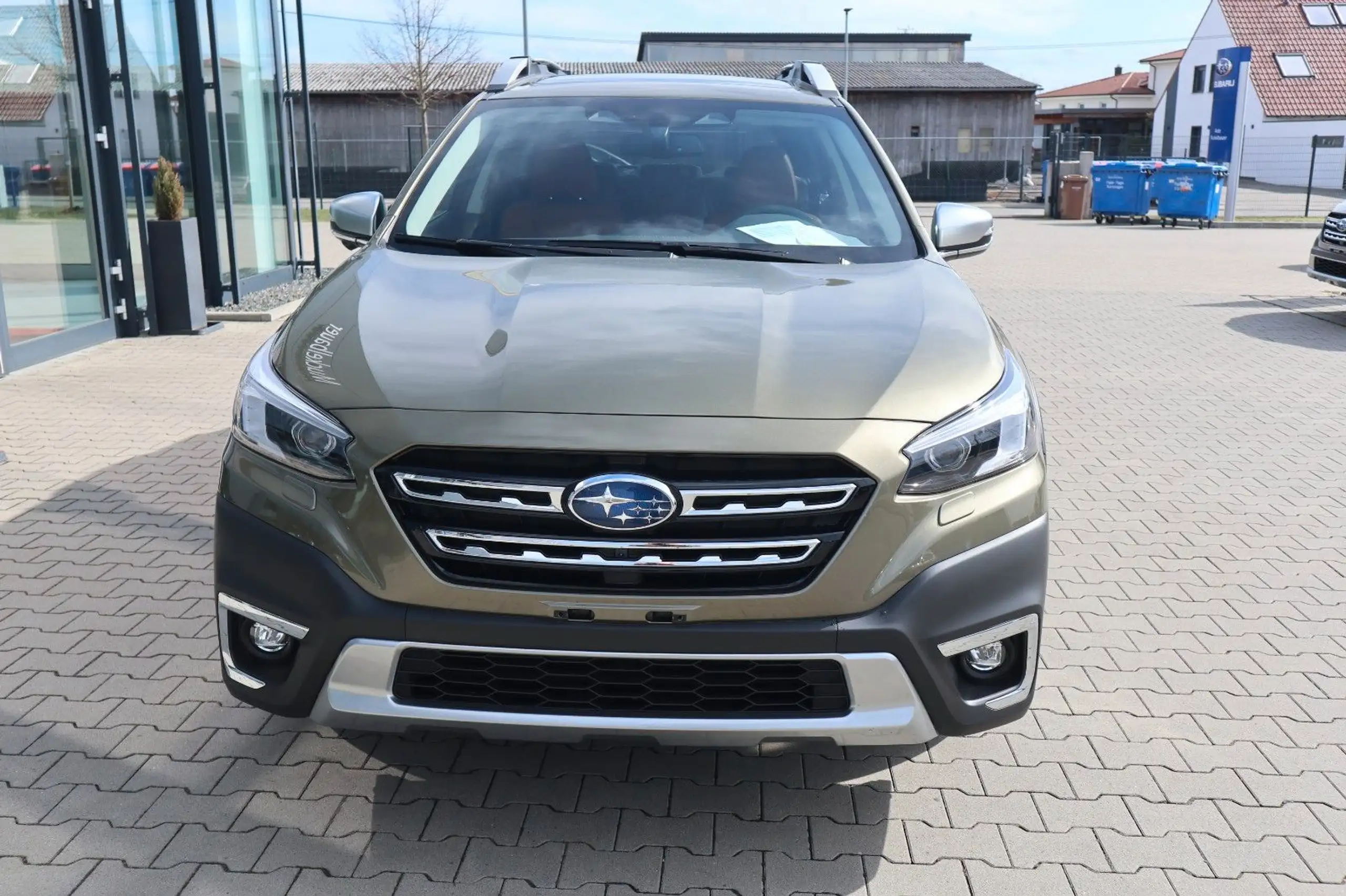 Subaru - OUTBACK