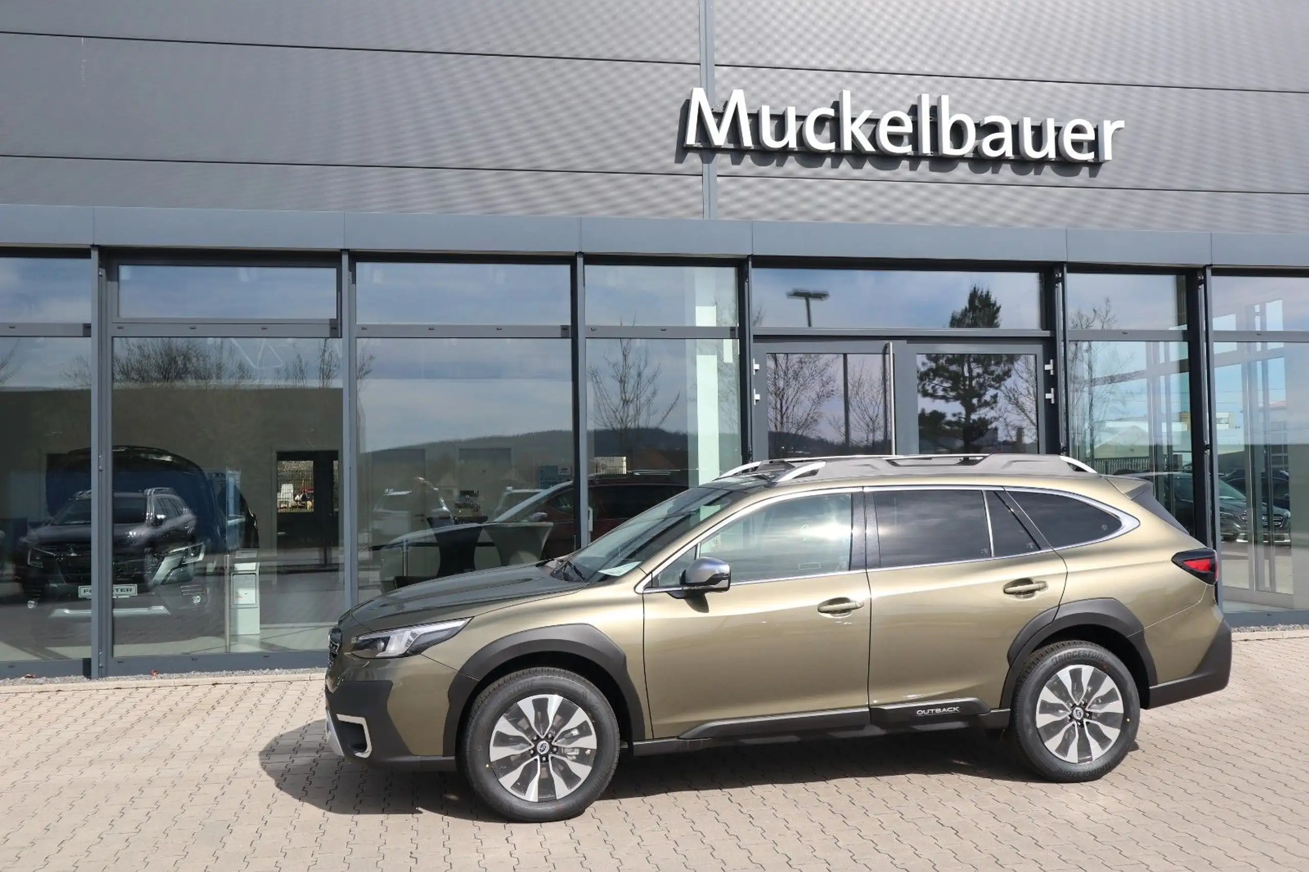 Subaru OUTBACK 2015