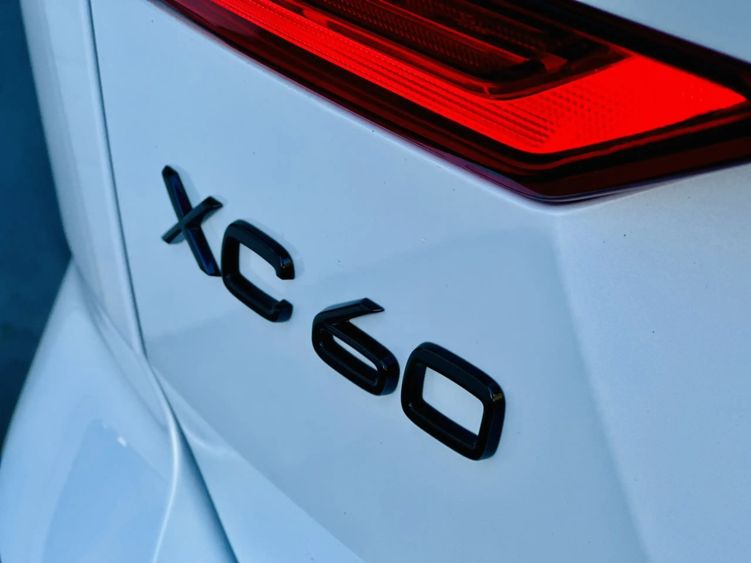 Volvo - XC60