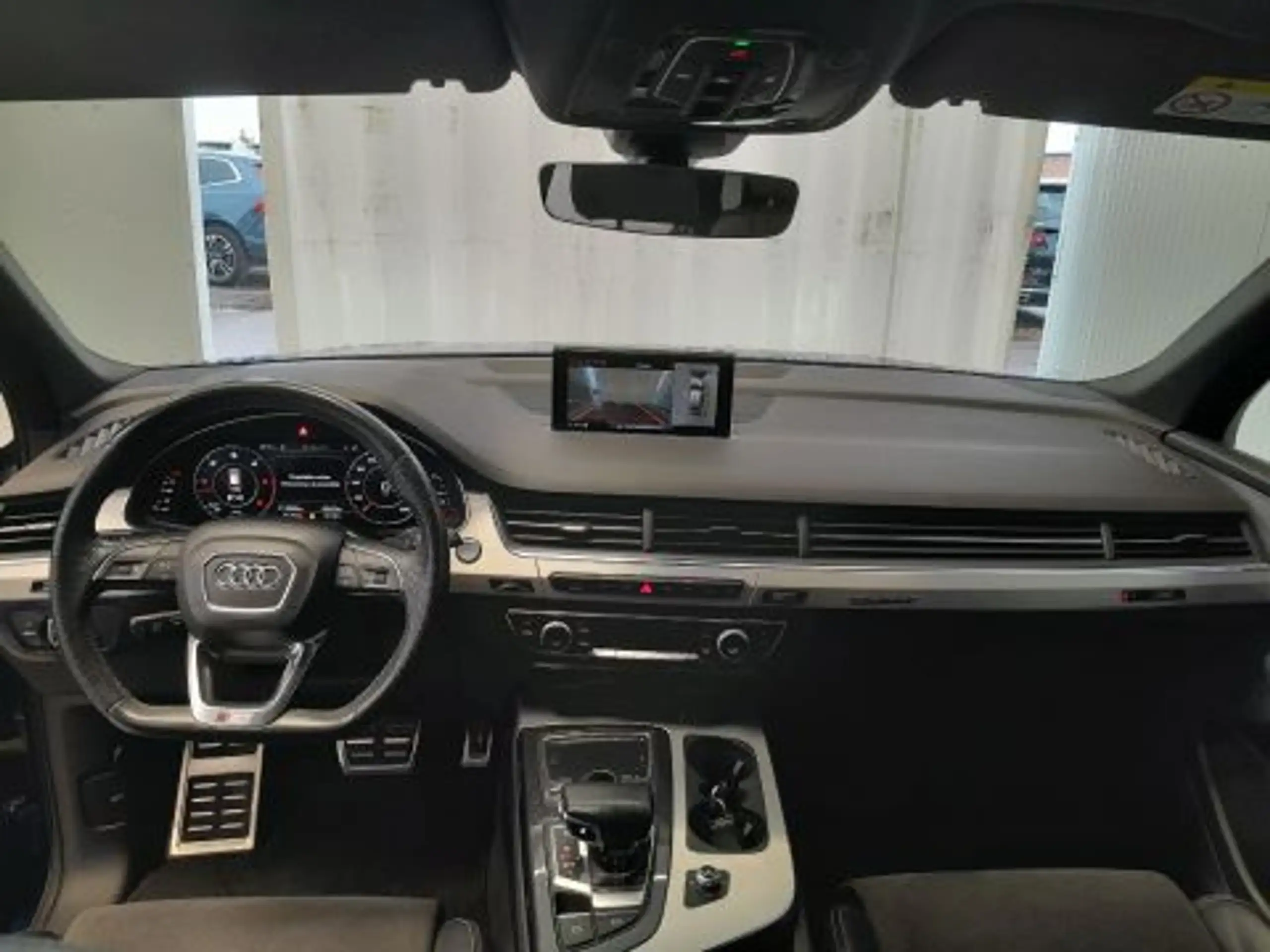 Audi - Q7