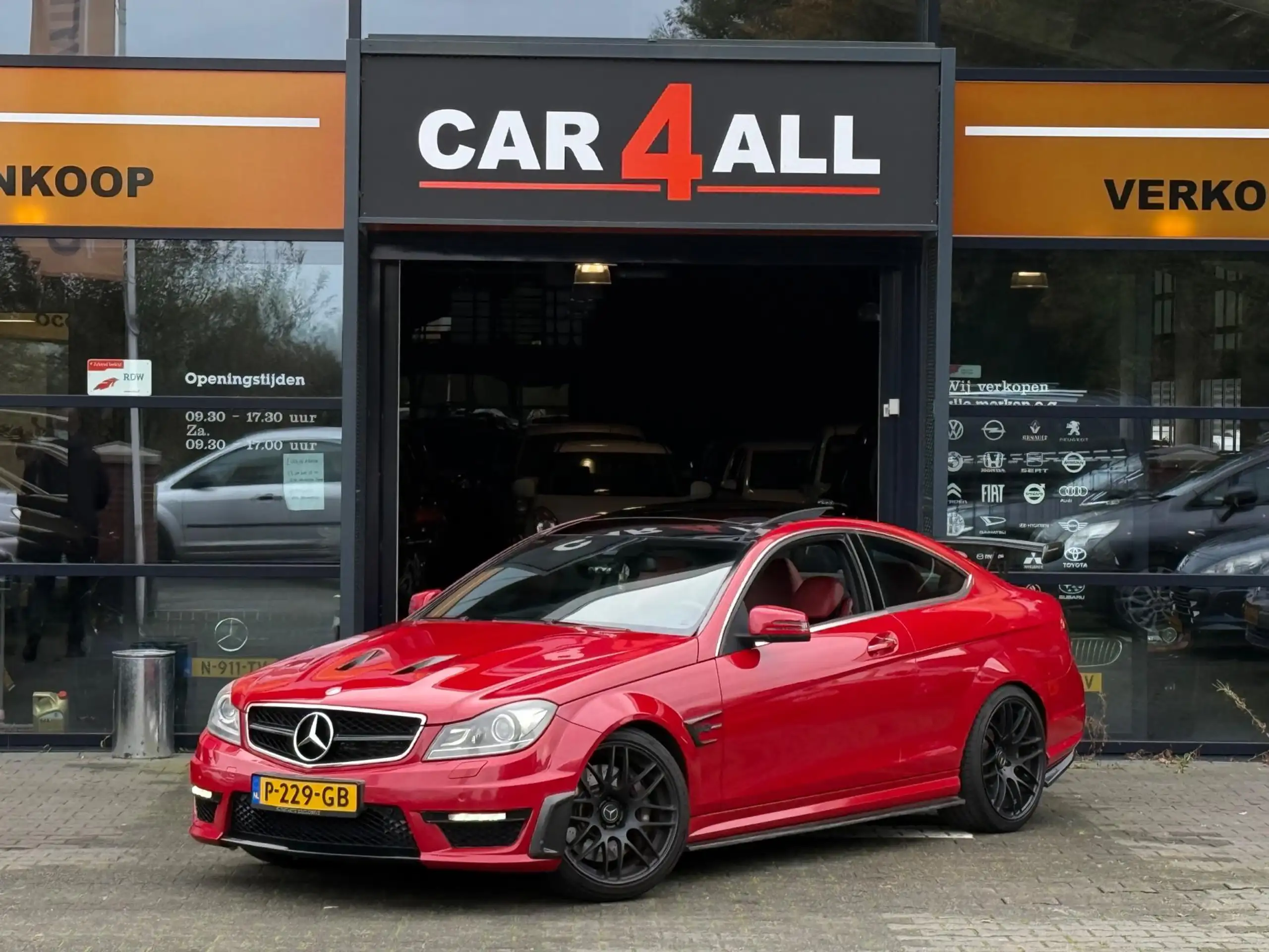 Mercedes-Benz - C 63 AMG