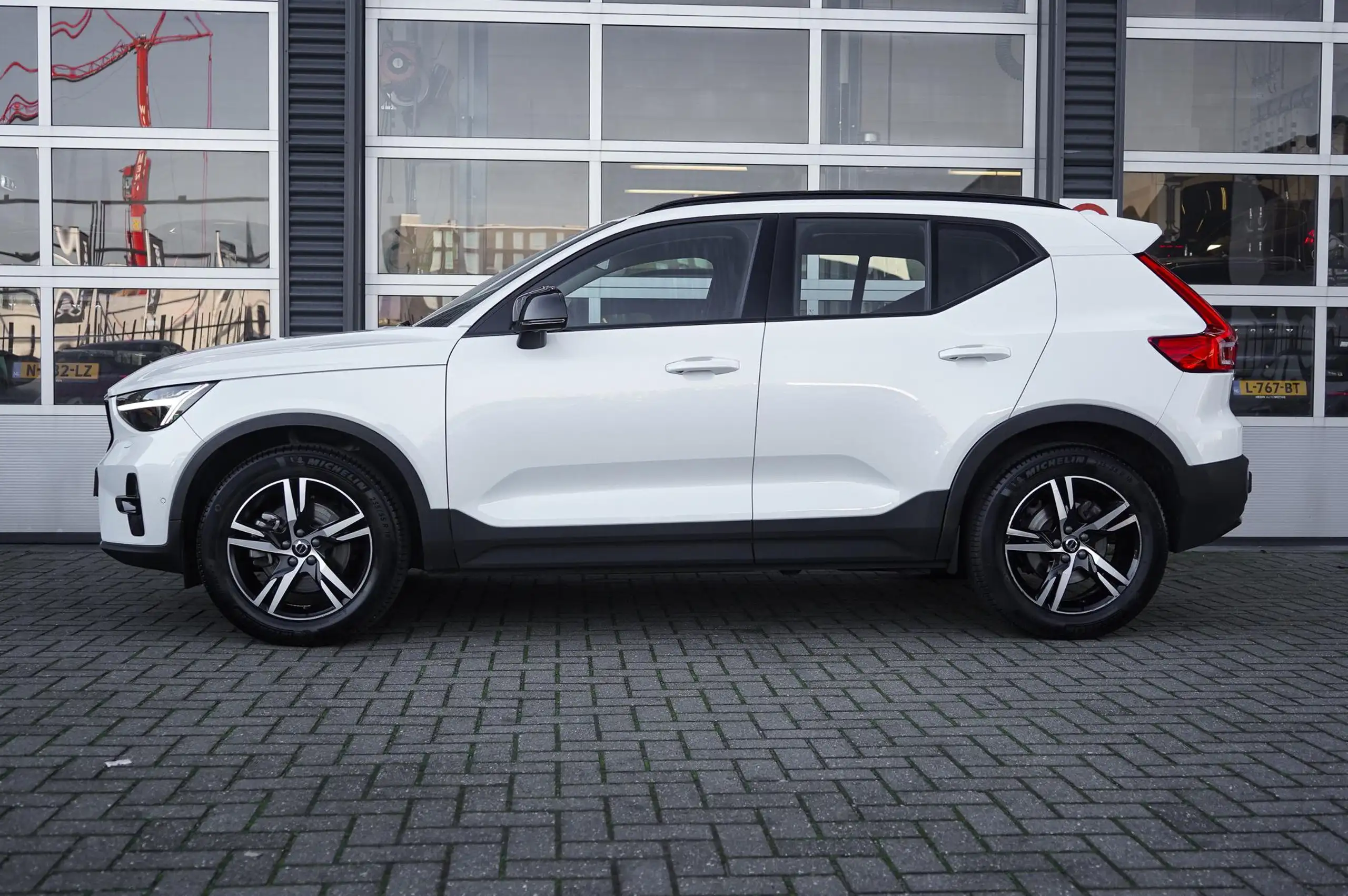 Volvo - XC40