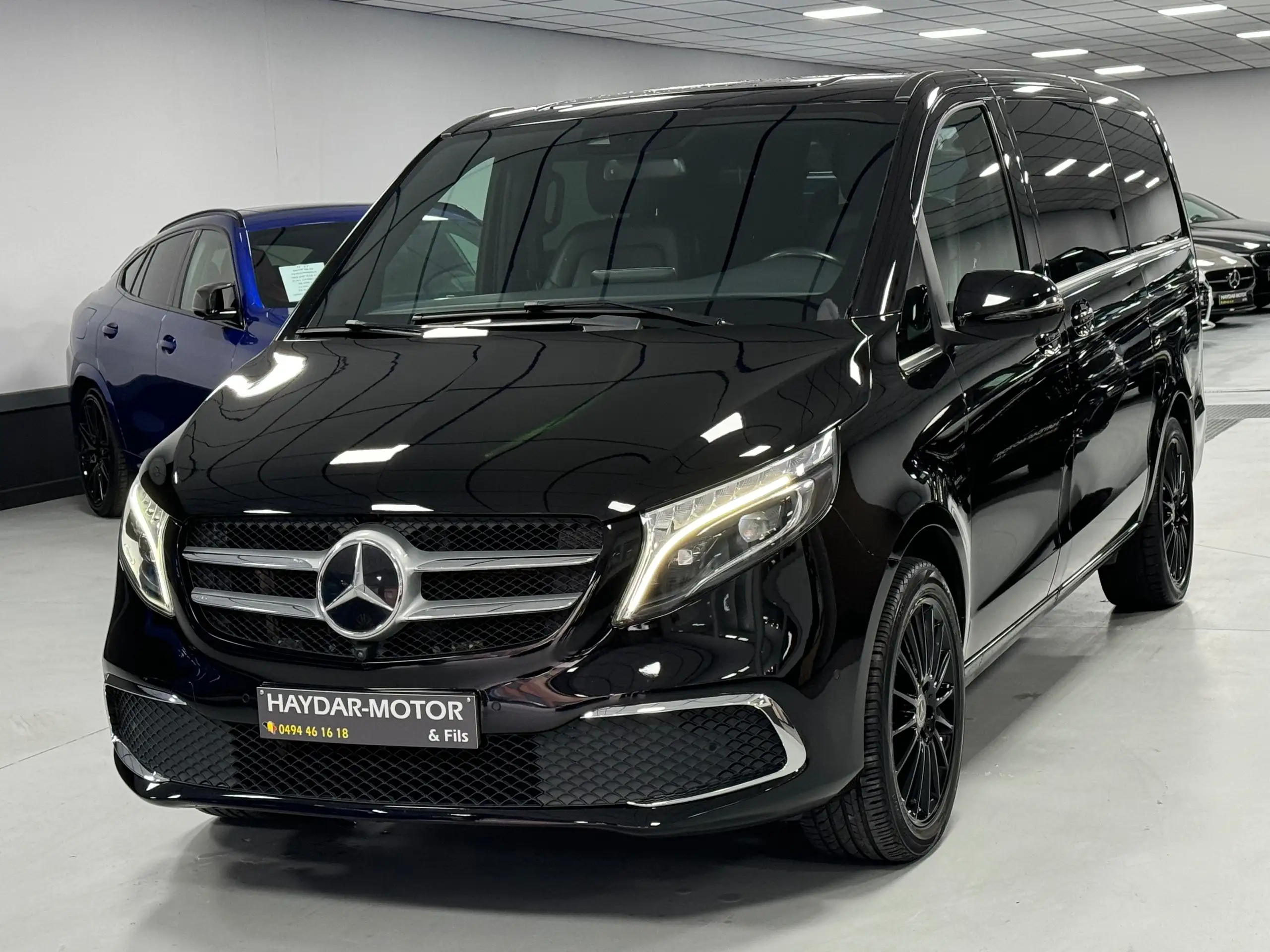 Mercedes-Benz - V 300