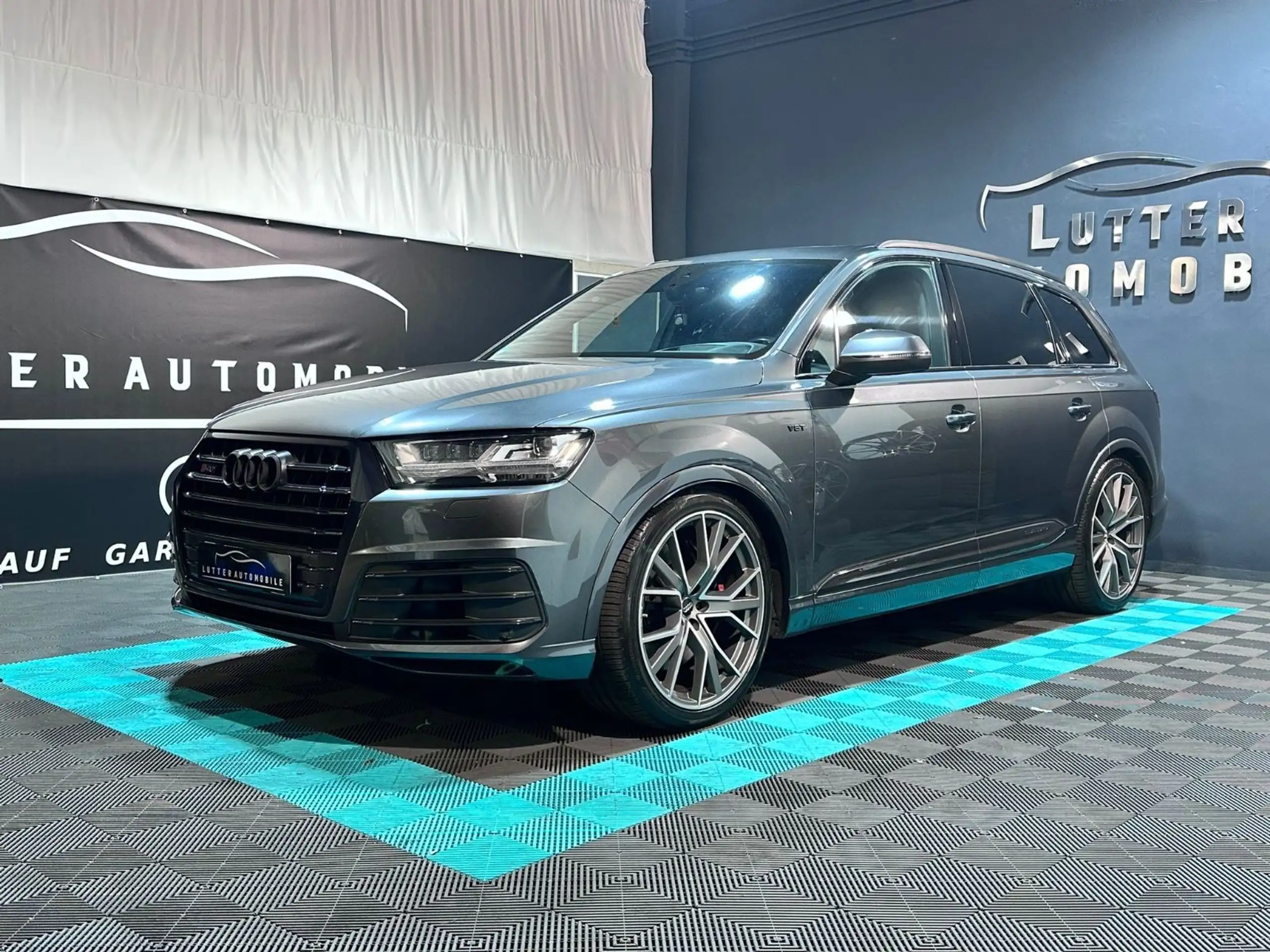 Audi - SQ7