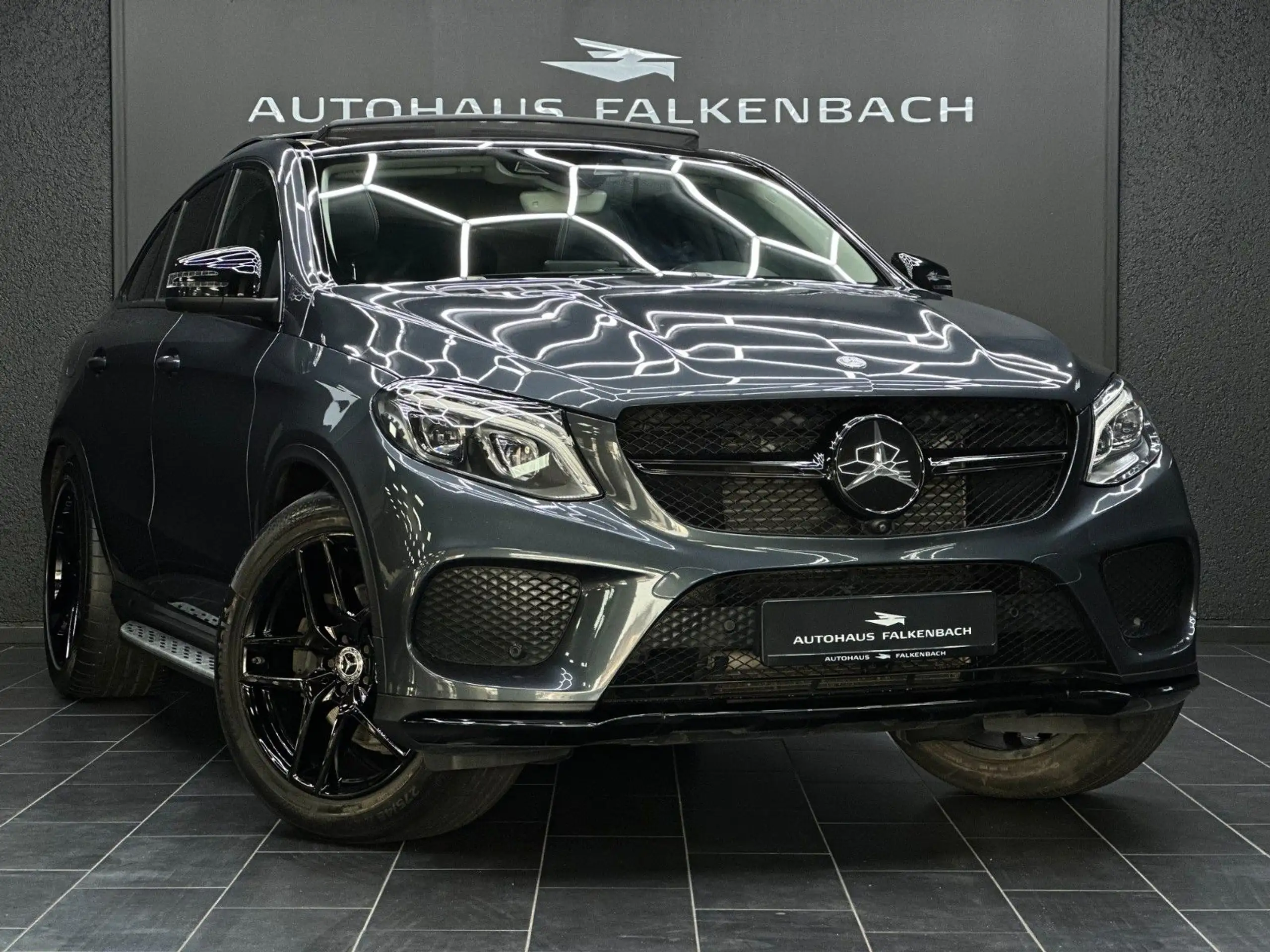 Mercedes-Benz - GLE 350