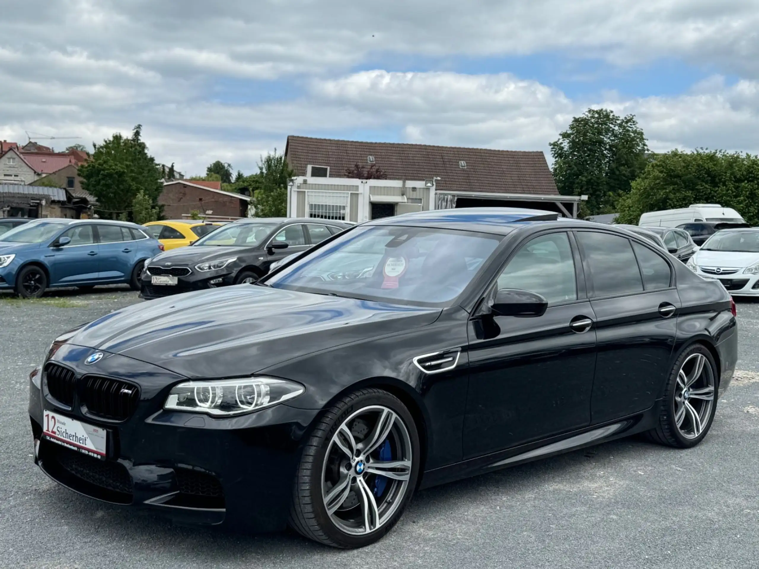 BMW - M5