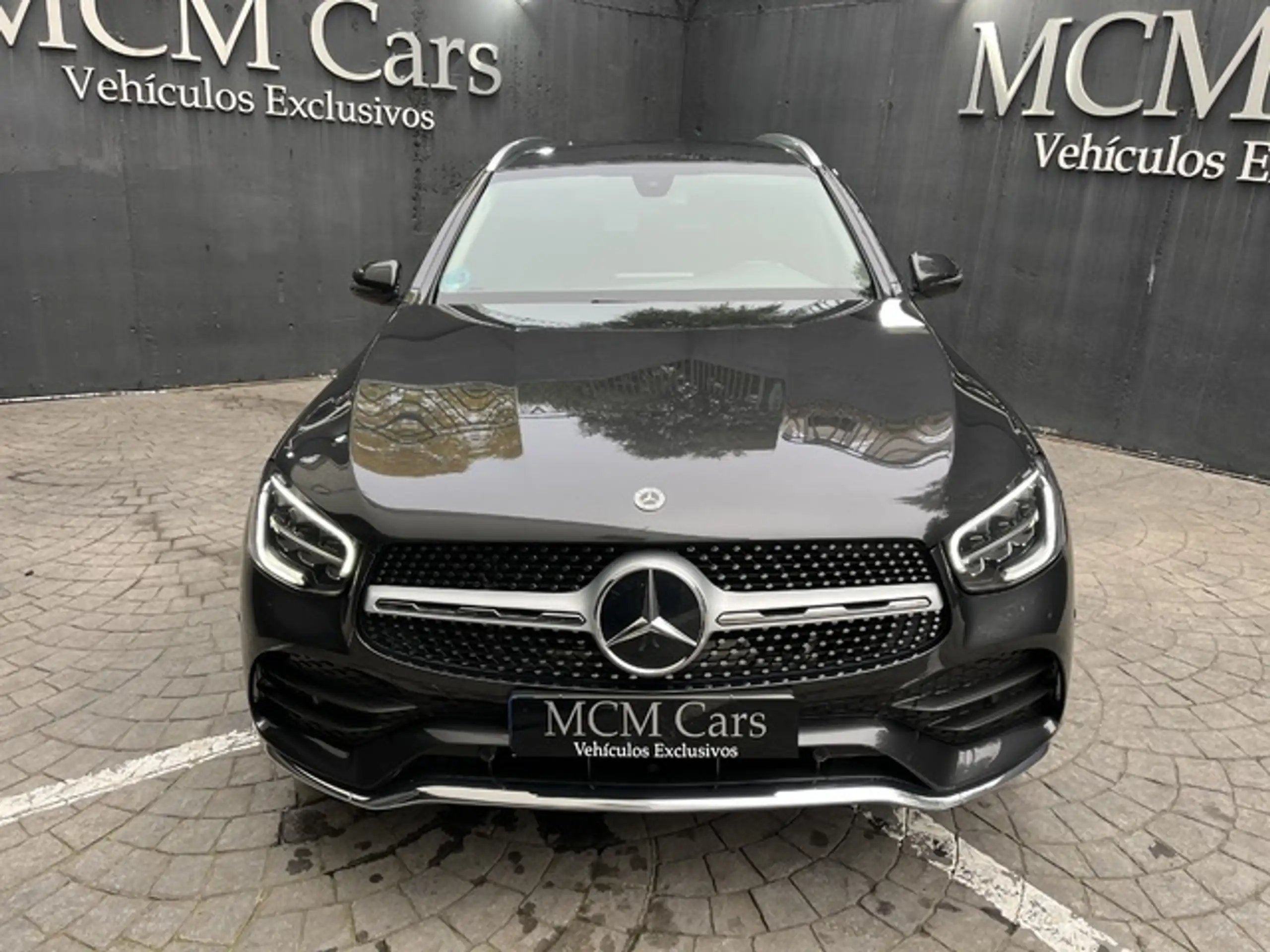 Mercedes-Benz - GLC 200