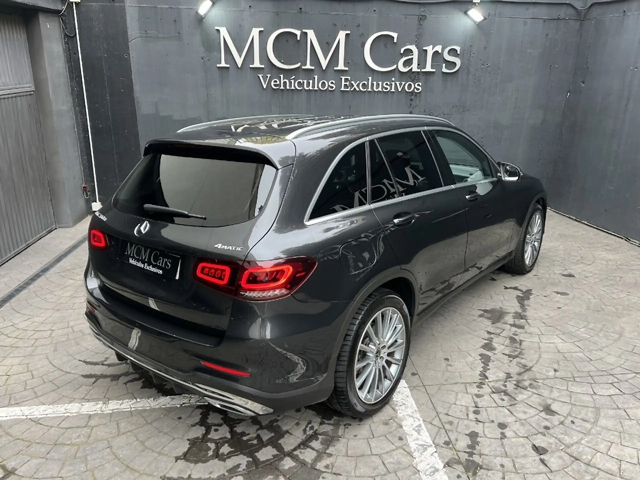 Mercedes-Benz - GLC 200