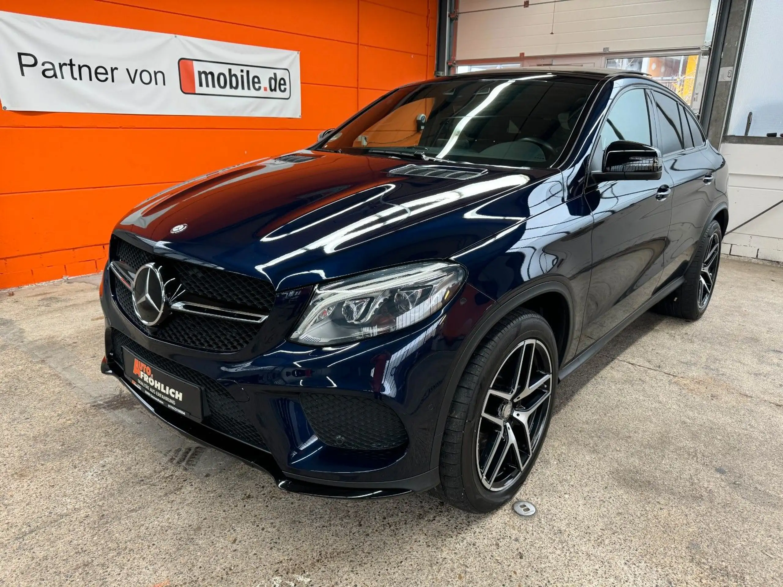 Mercedes-Benz - GLE 350