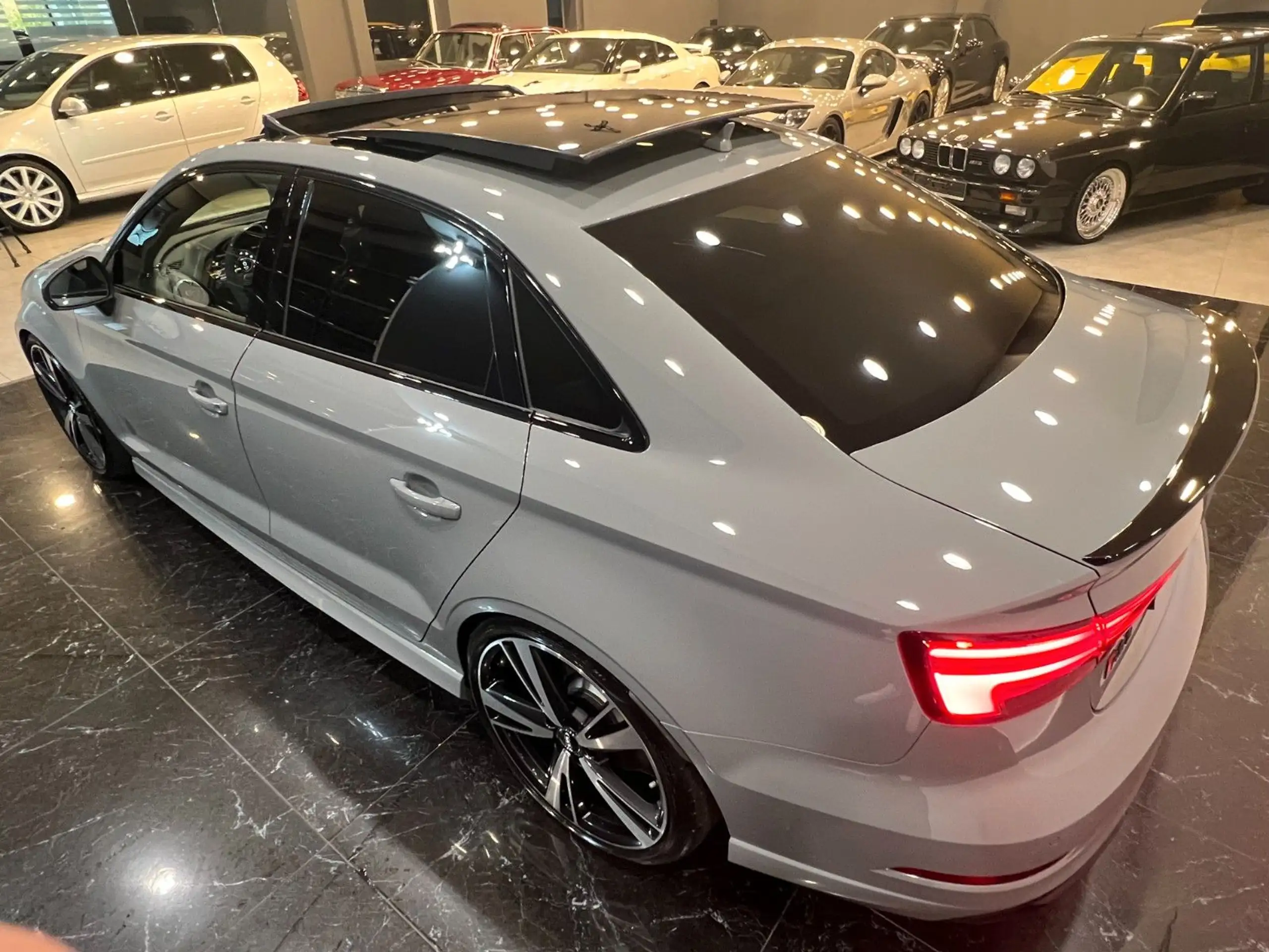 Audi - RS3