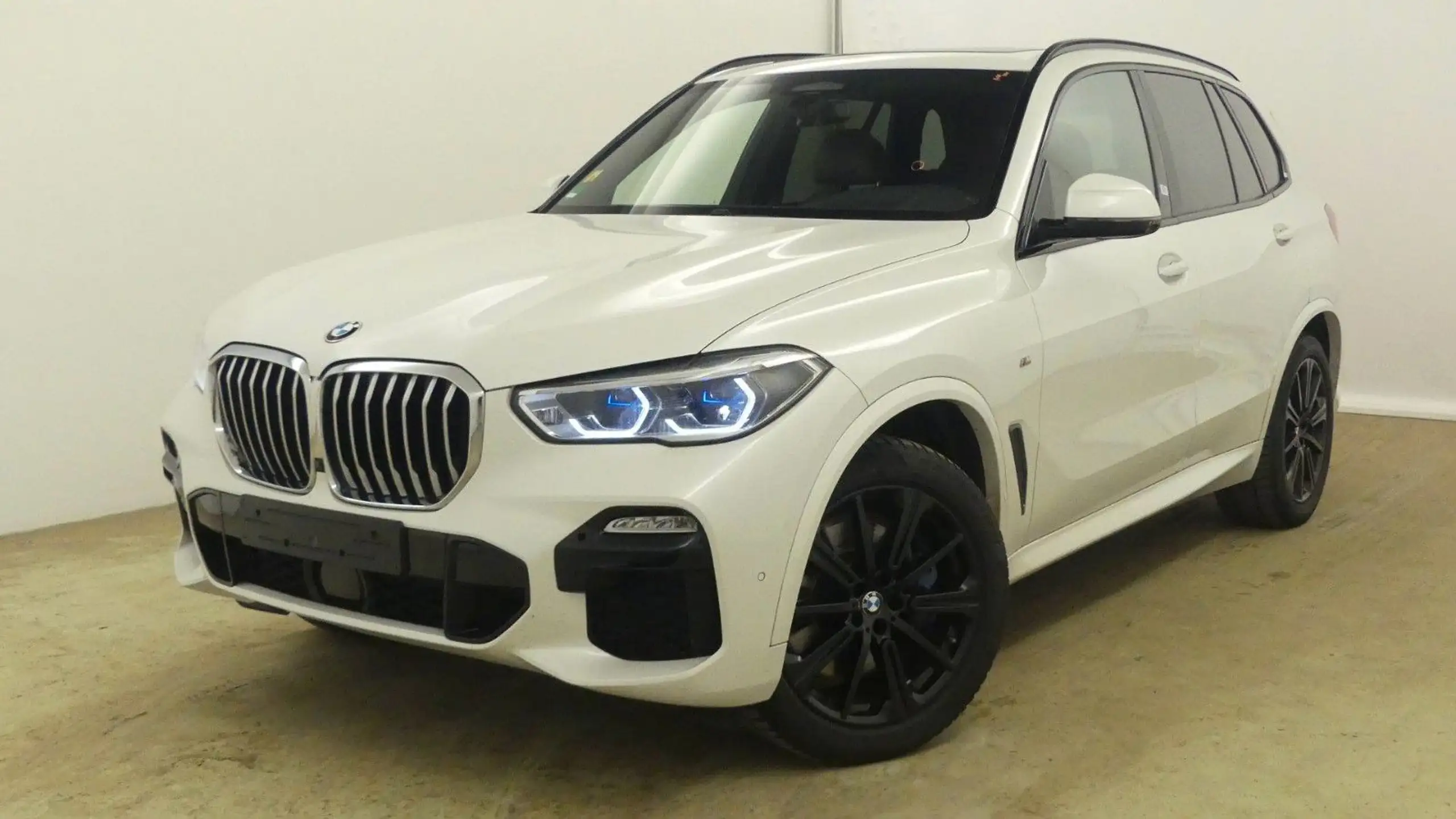 BMW - X5