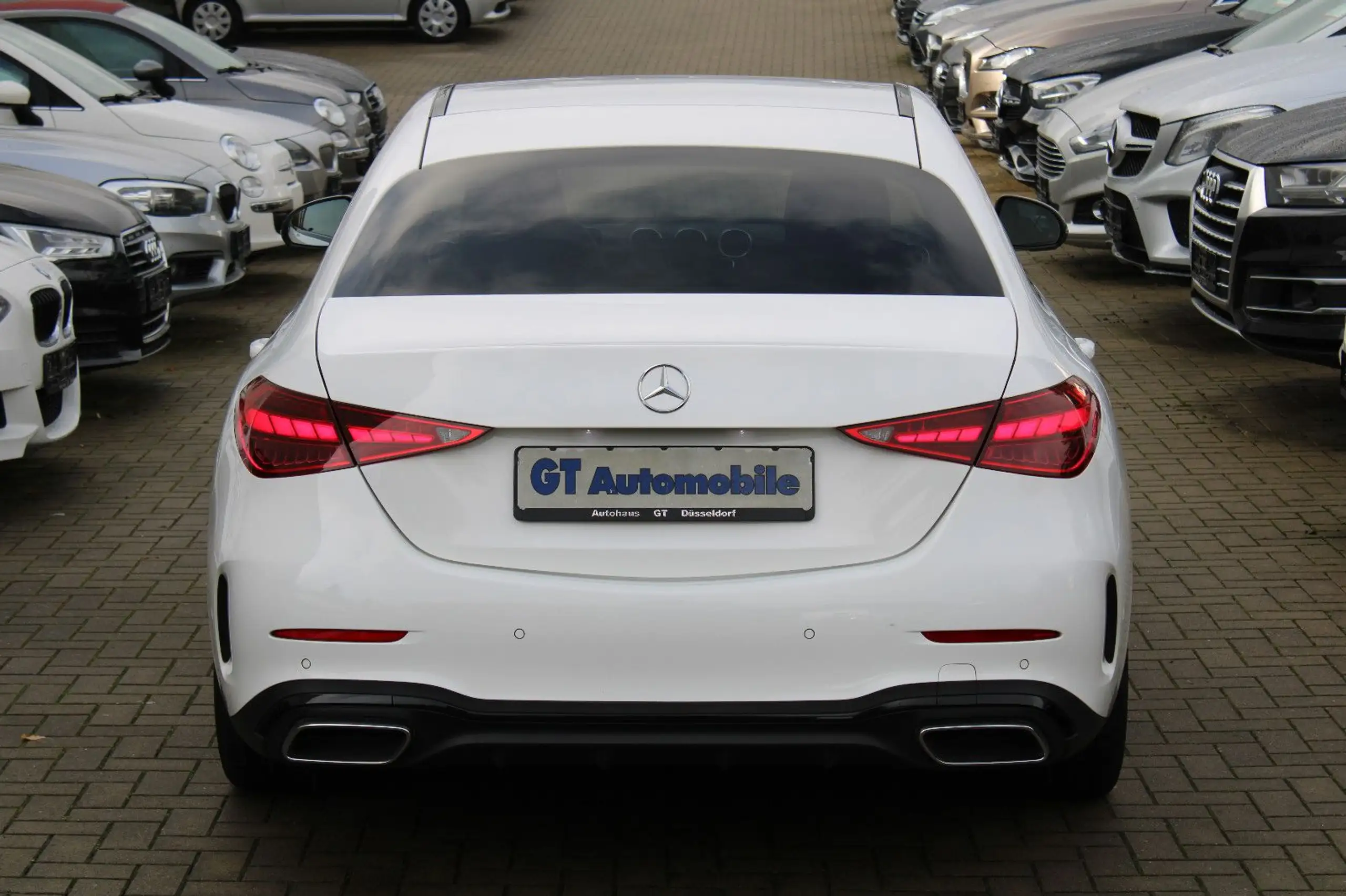 Mercedes-Benz - C 300