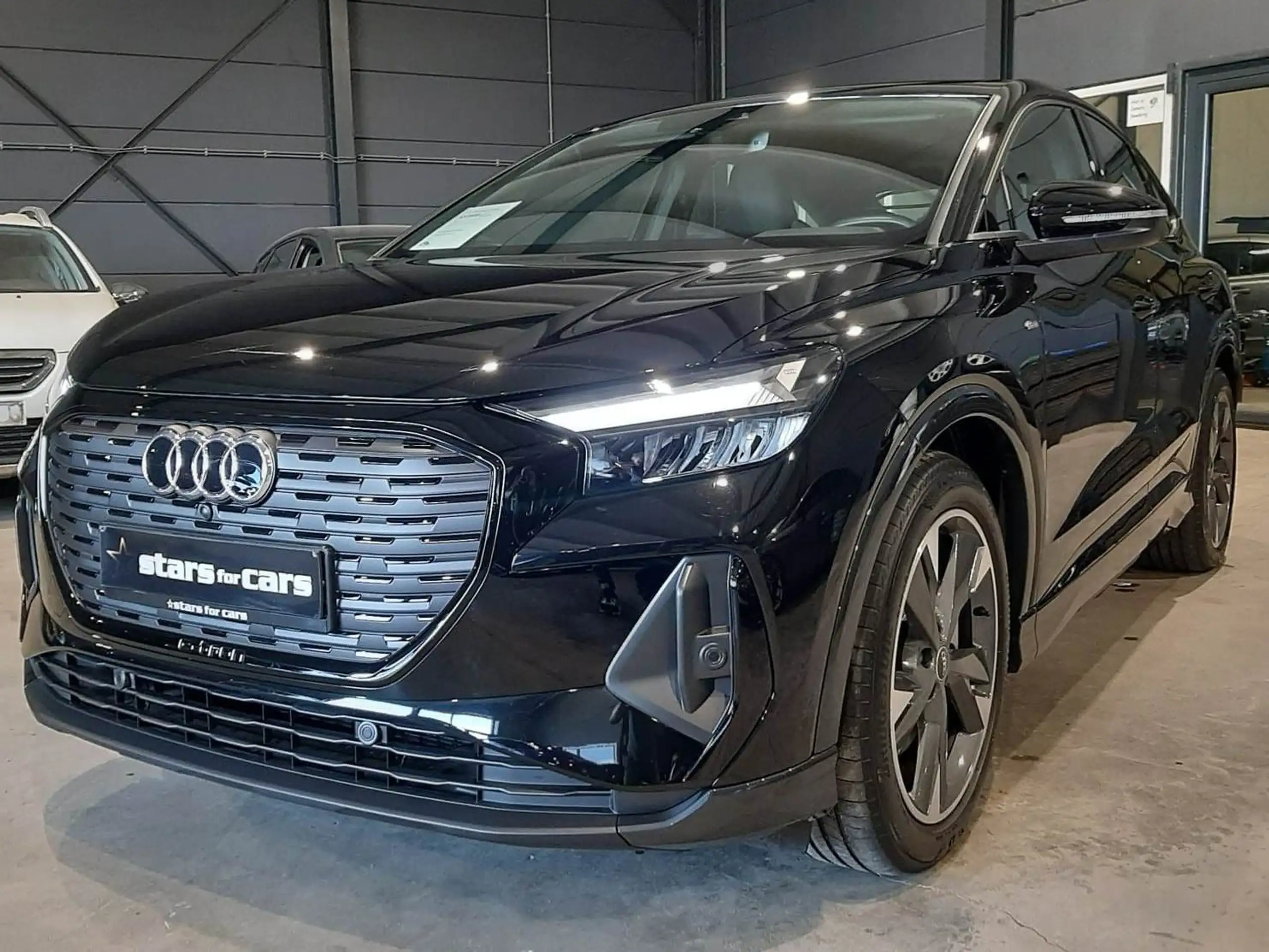 Audi - Q4 e-tron