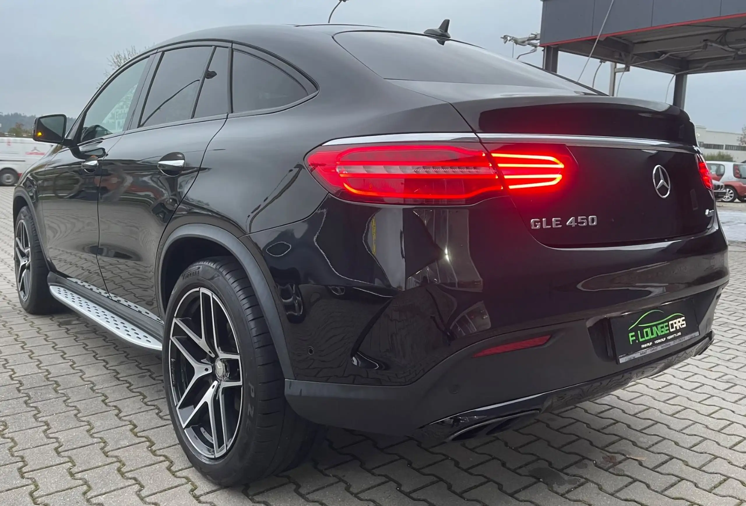 Mercedes-Benz - GLE 43 AMG