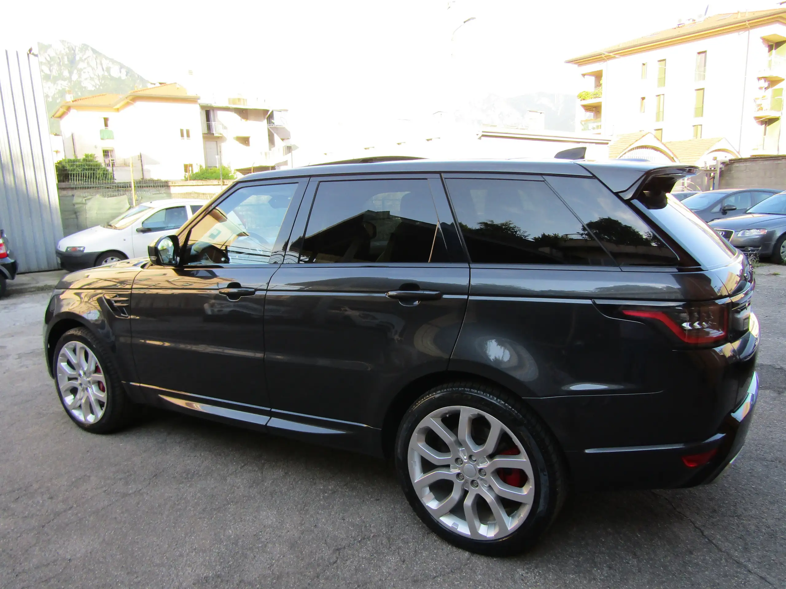 Land Rover - Range Rover Sport