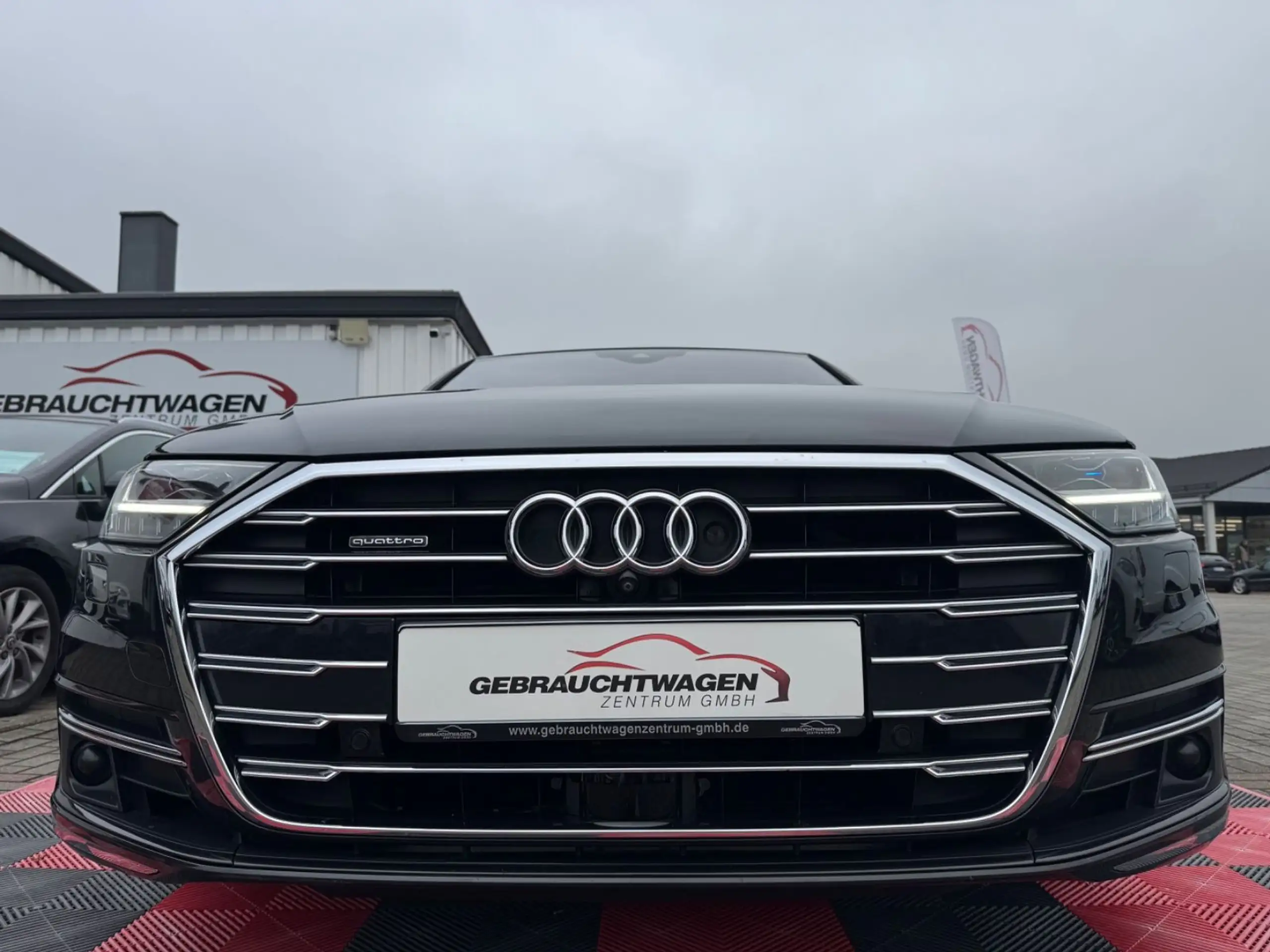 Audi - A8