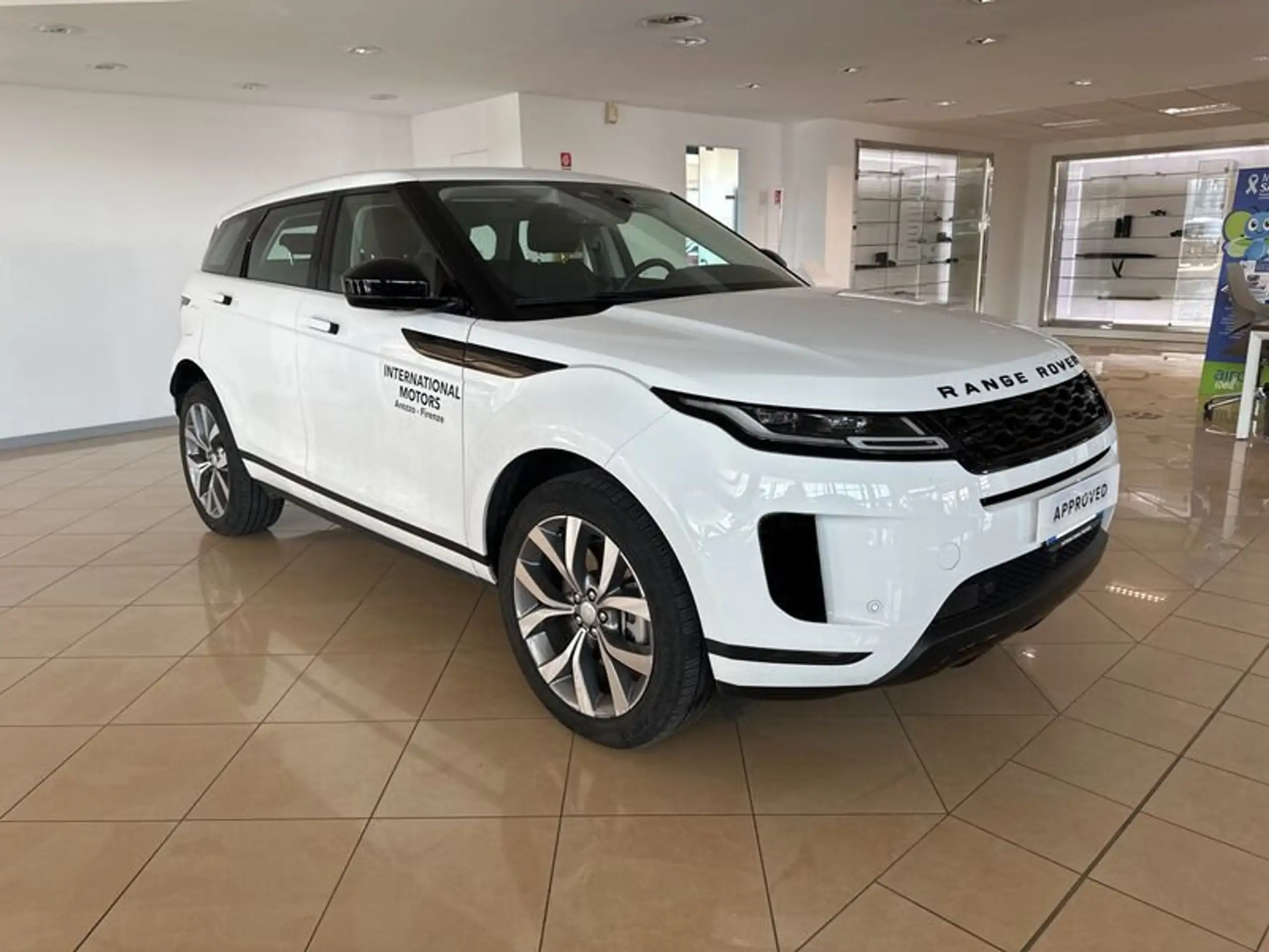 Land Rover - Range Rover Evoque