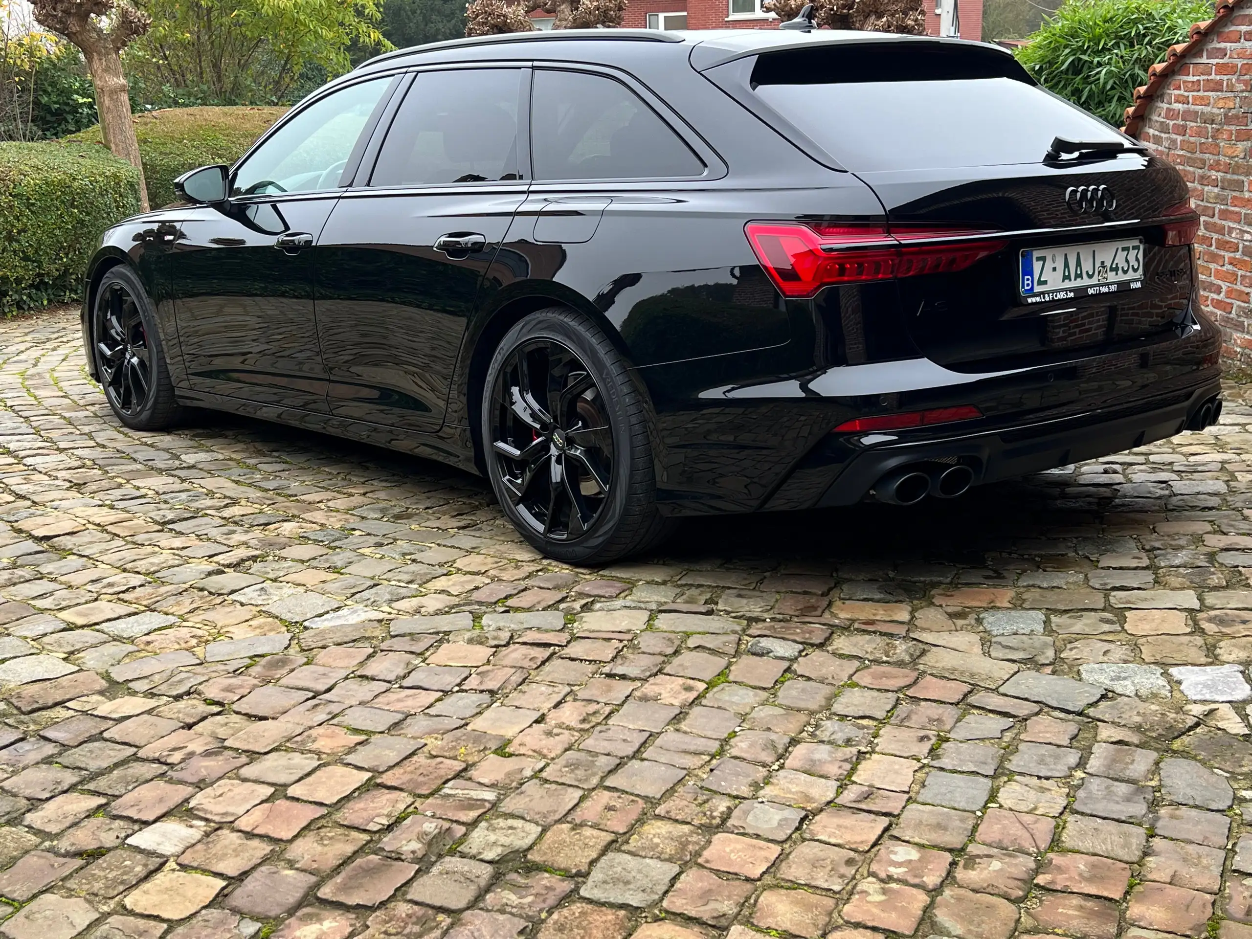 Audi - A6