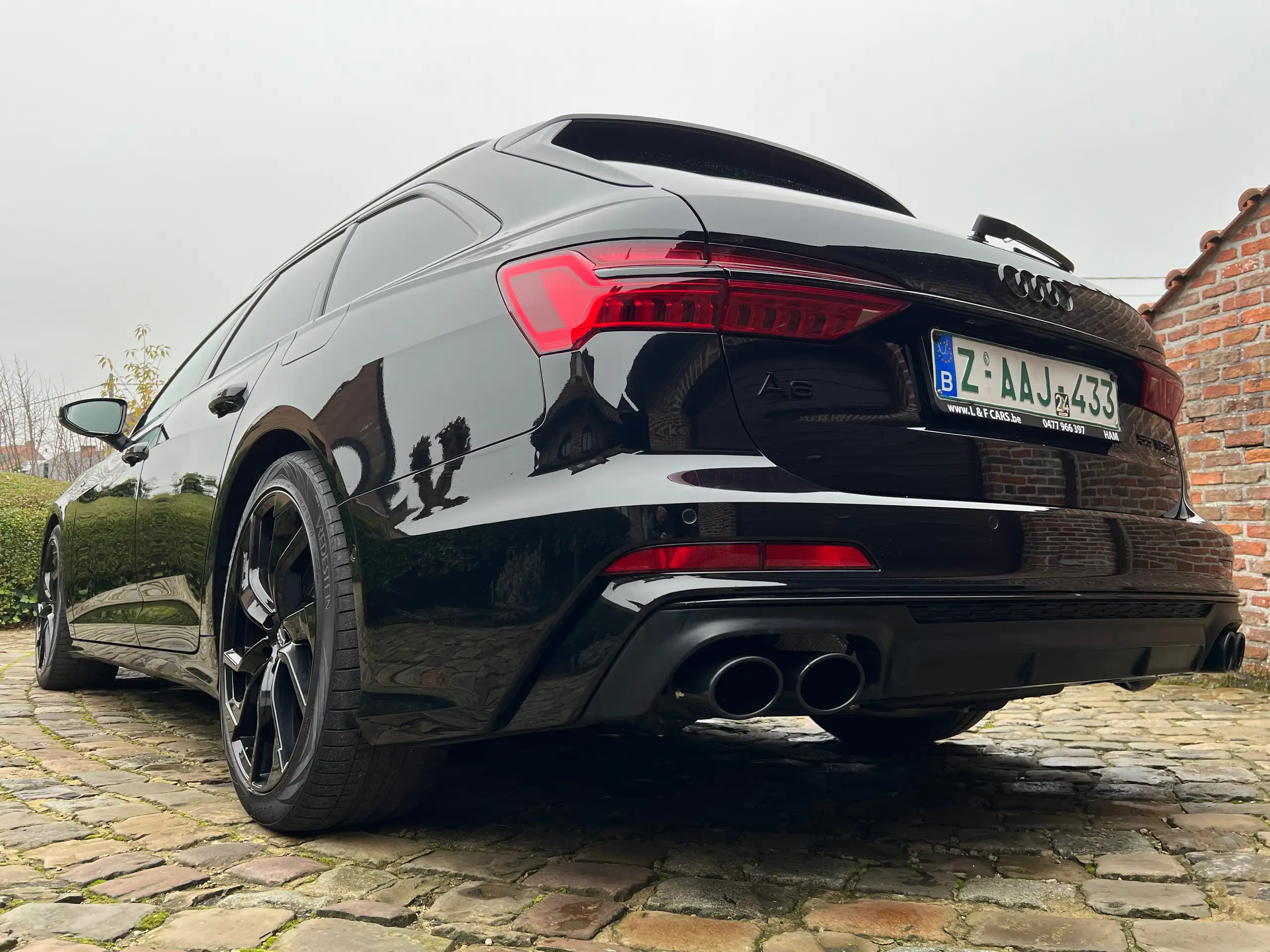 Audi - A6