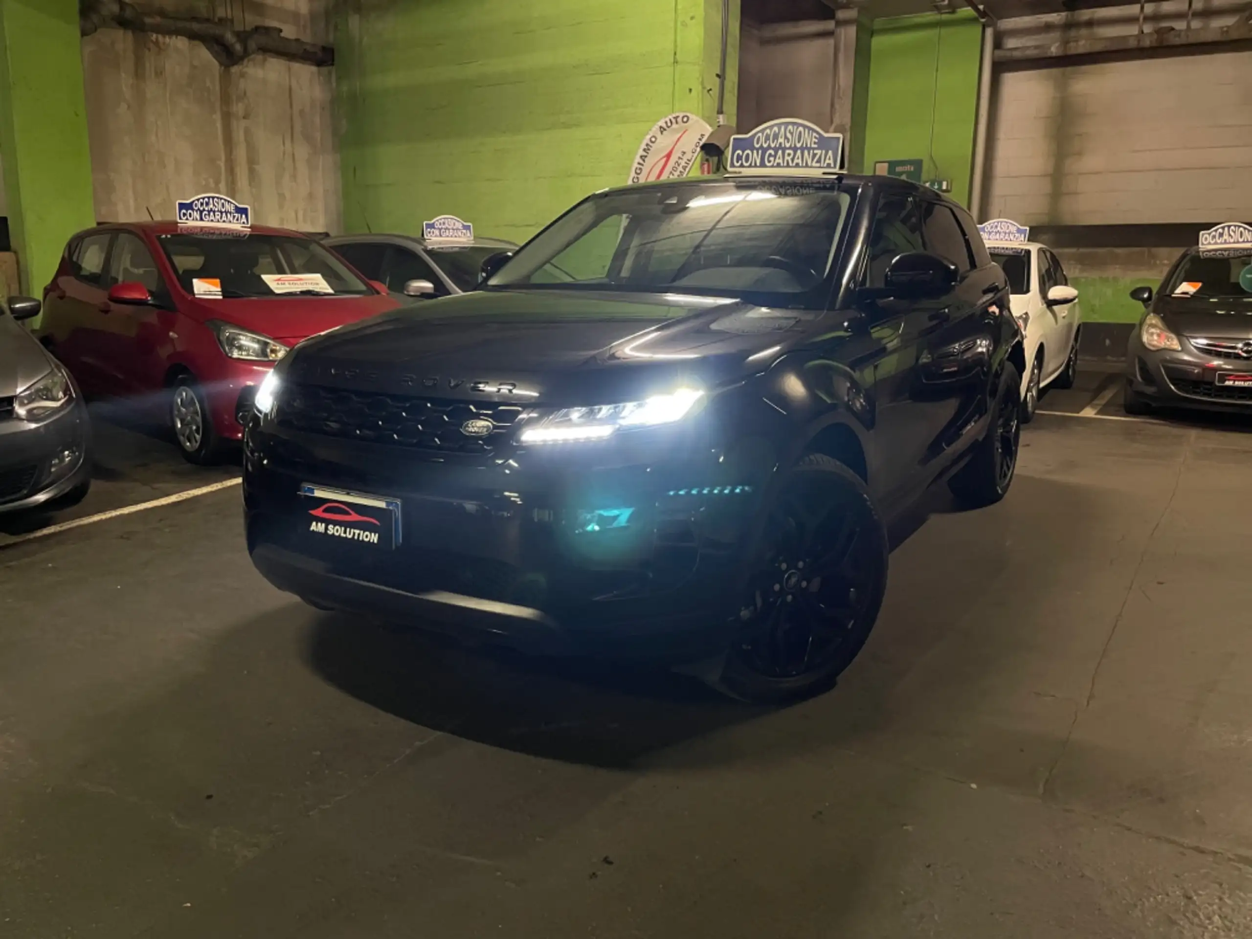 Land Rover - Range Rover Evoque