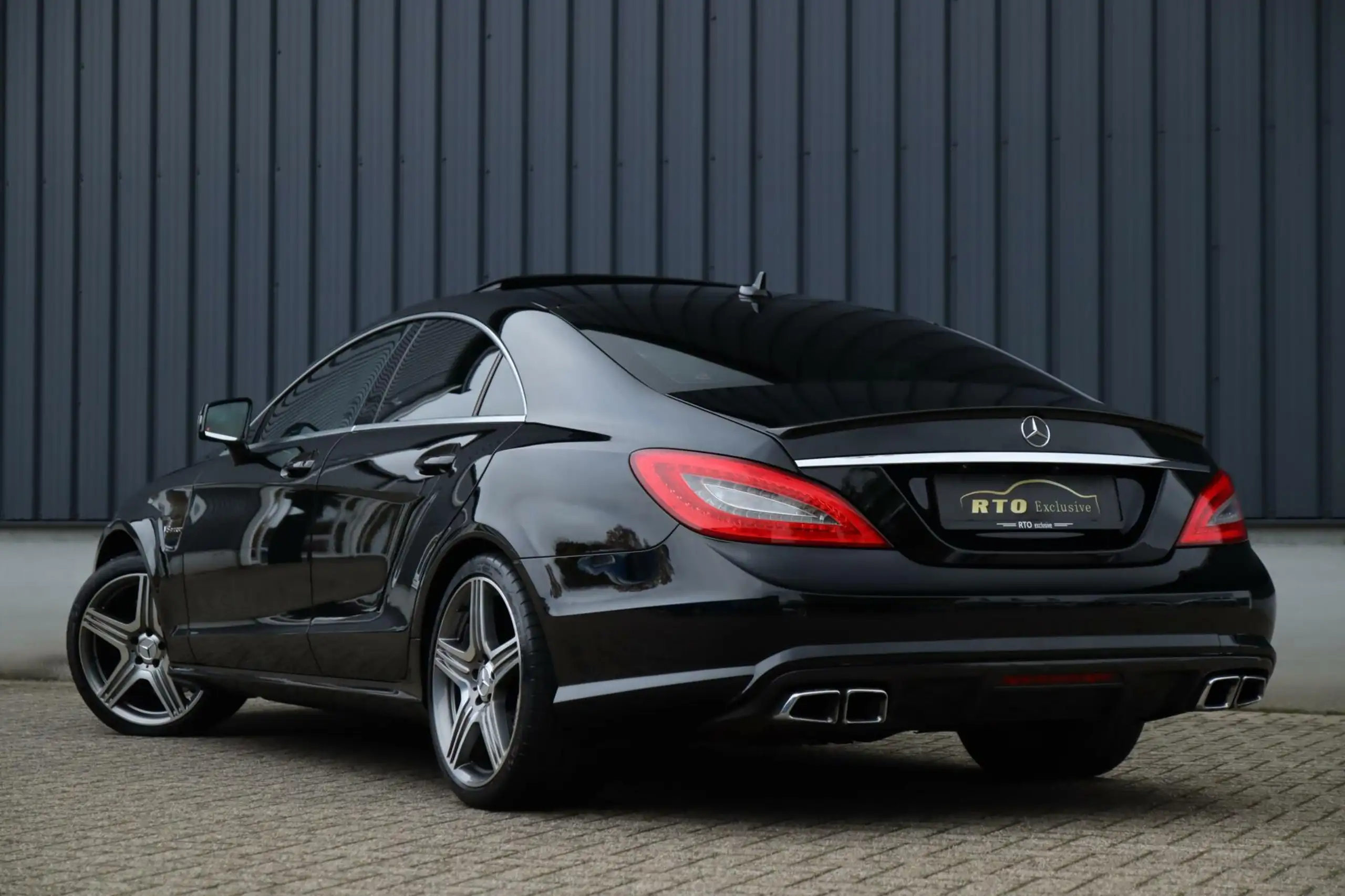 Mercedes-Benz - CLS 63 AMG