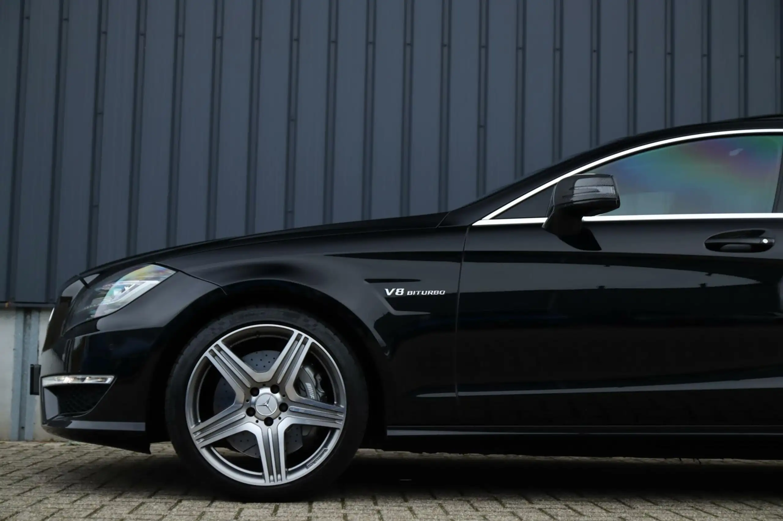 Mercedes-Benz - CLS 63 AMG