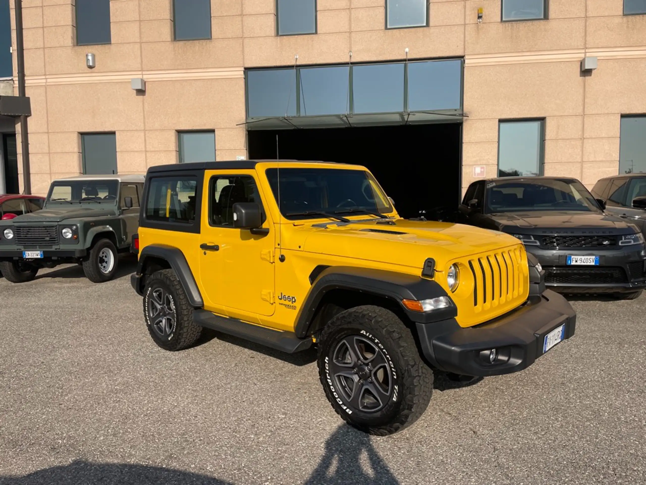 Jeep - Wrangler