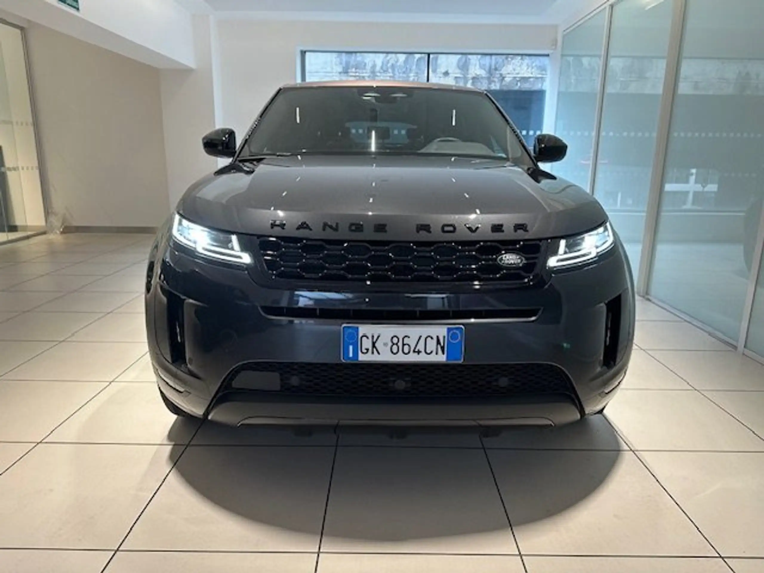 Land Rover - Range Rover Evoque