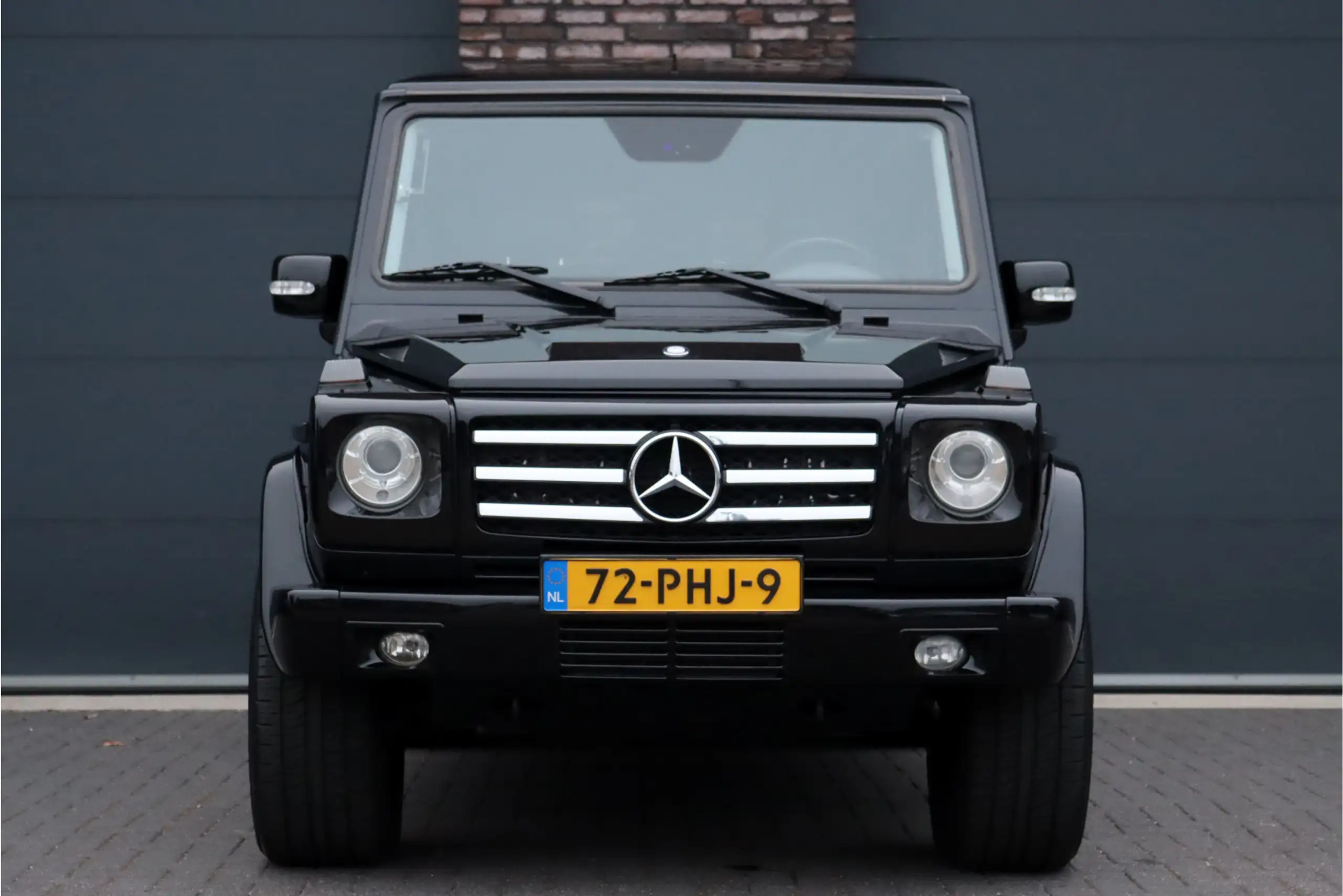 Mercedes-Benz - G 350