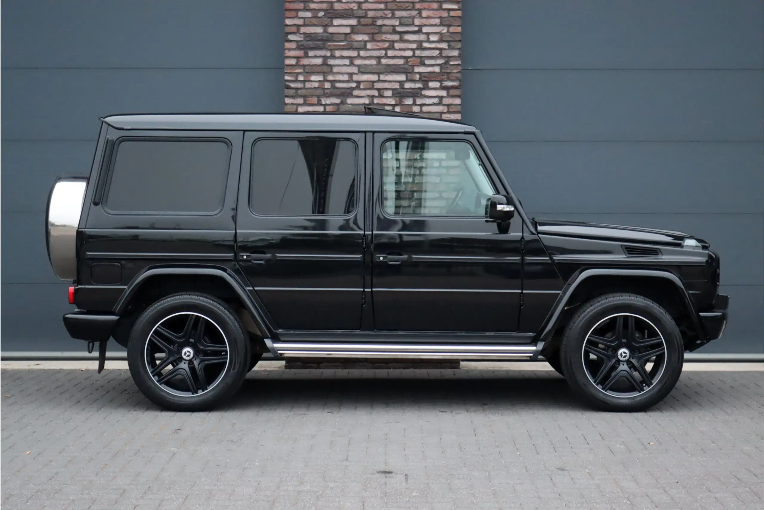 Mercedes-Benz - G 350