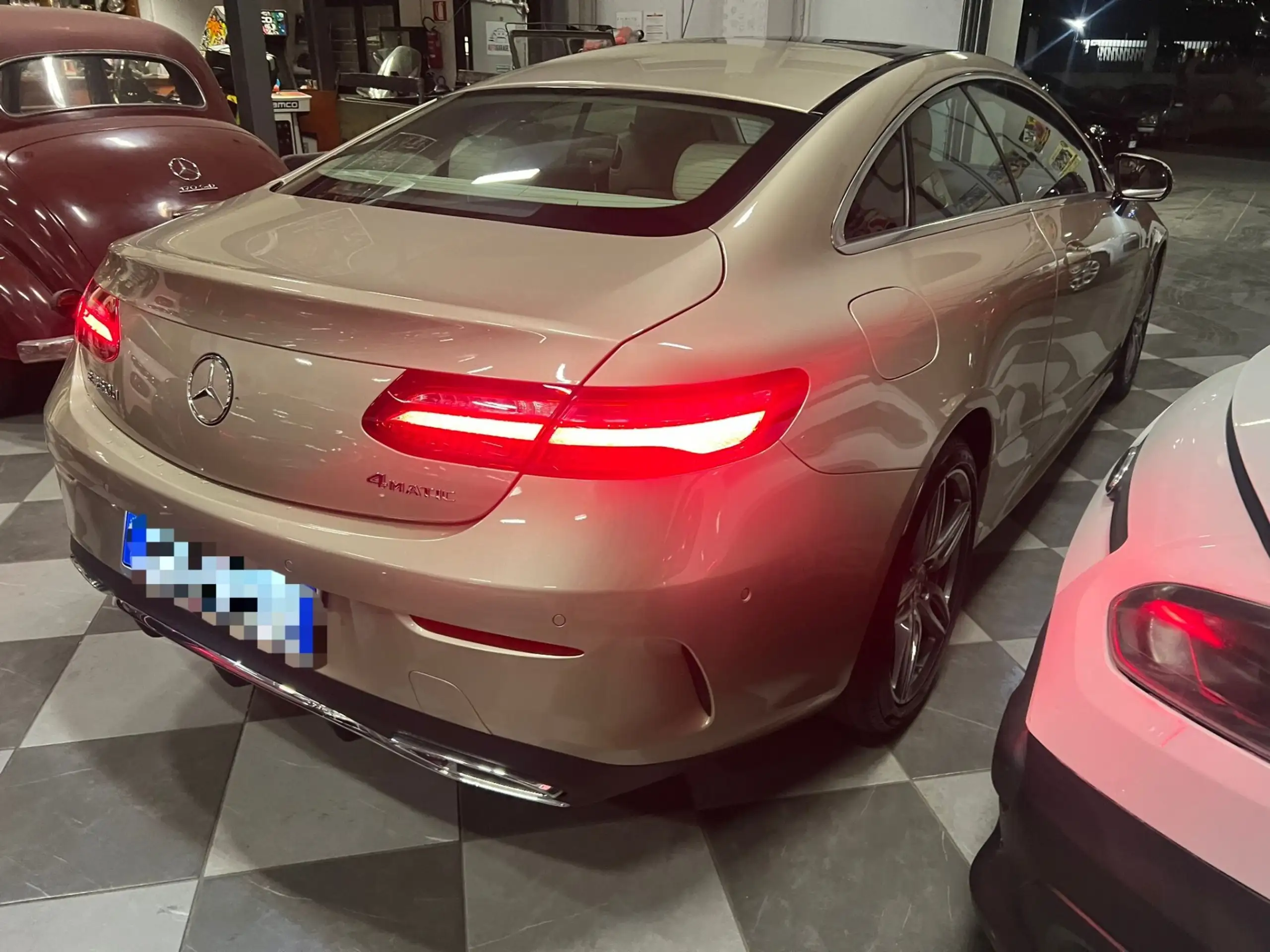 Mercedes-Benz - E 350