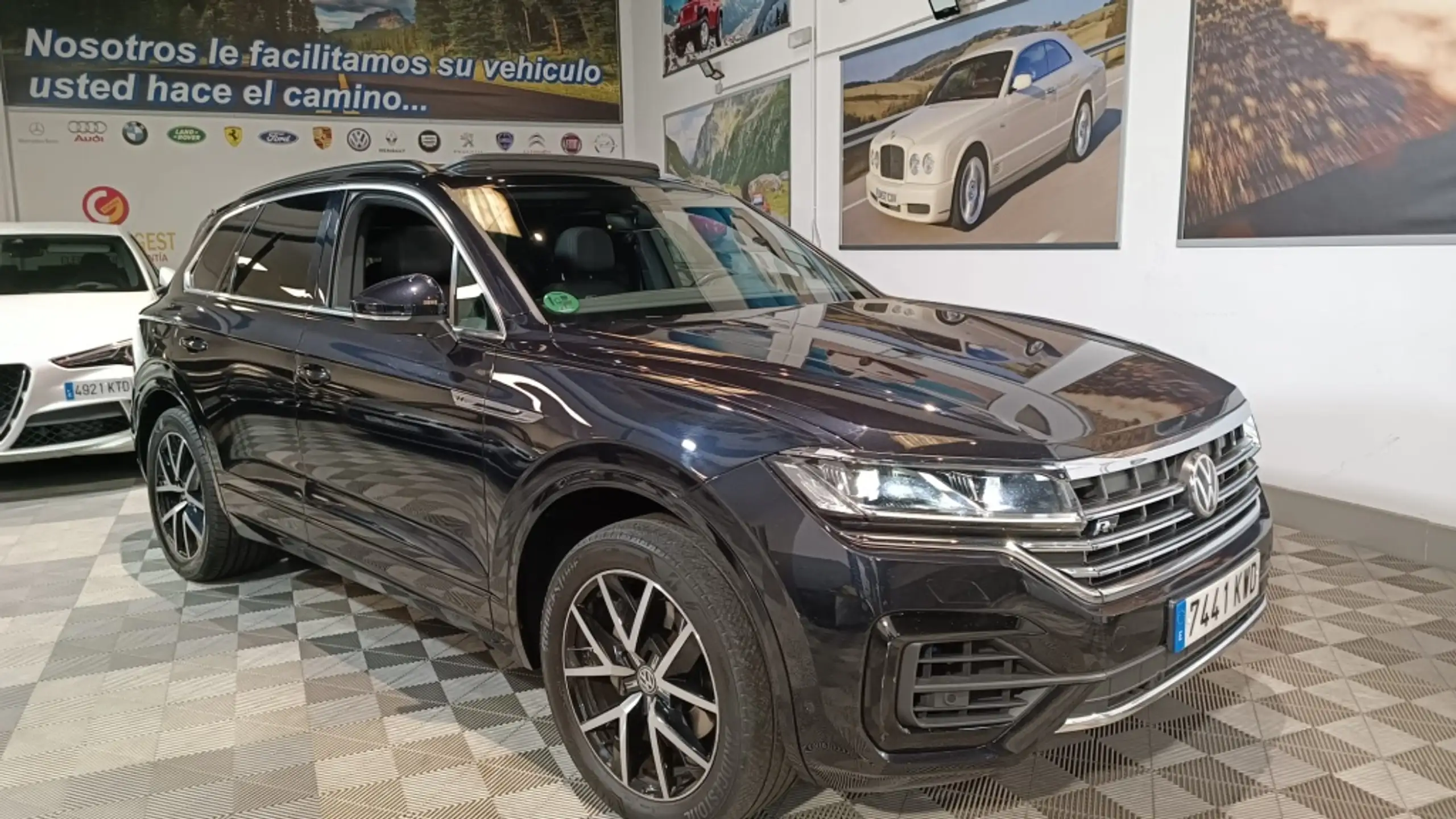 Volkswagen - Touareg