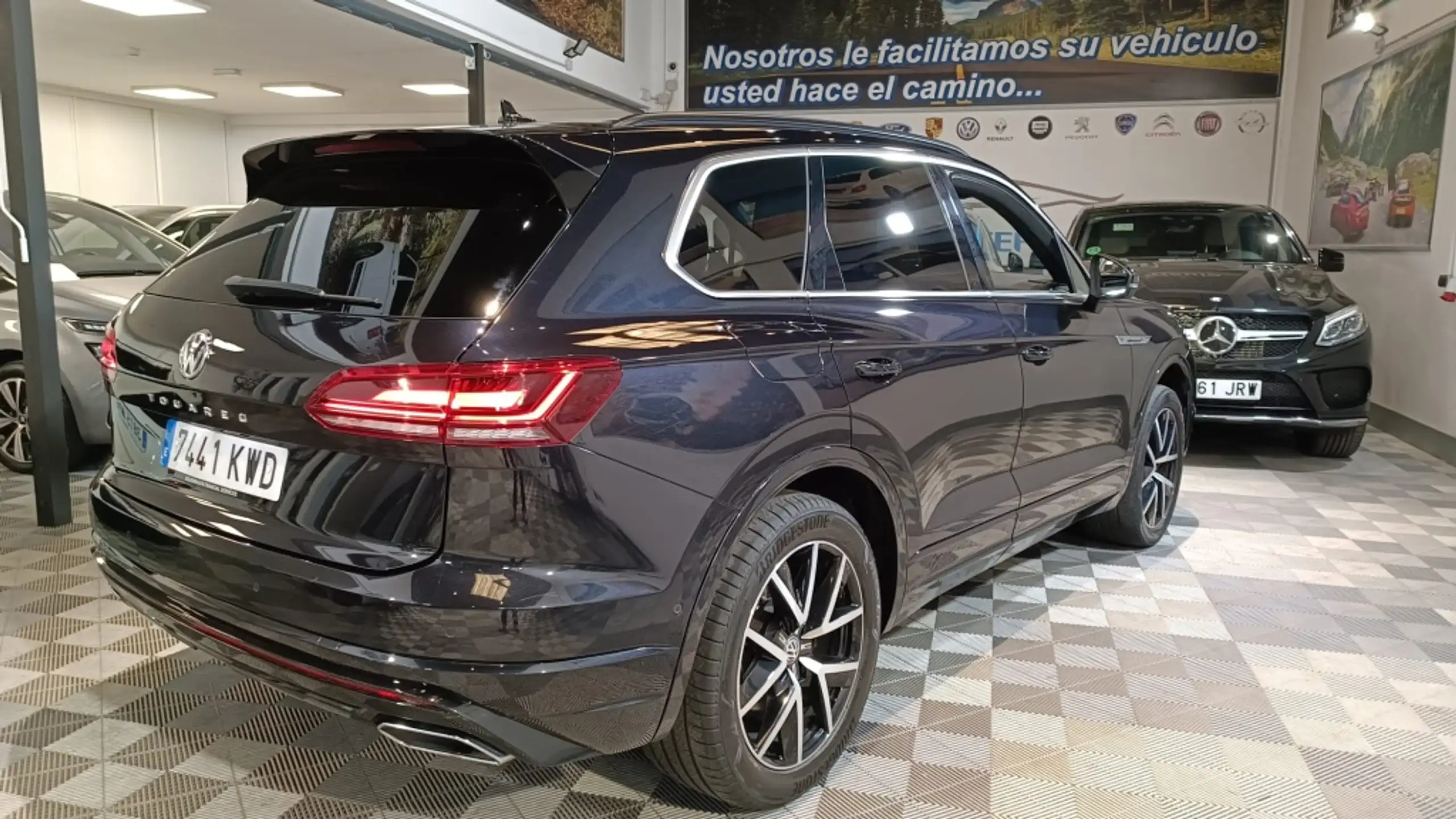 Volkswagen - Touareg