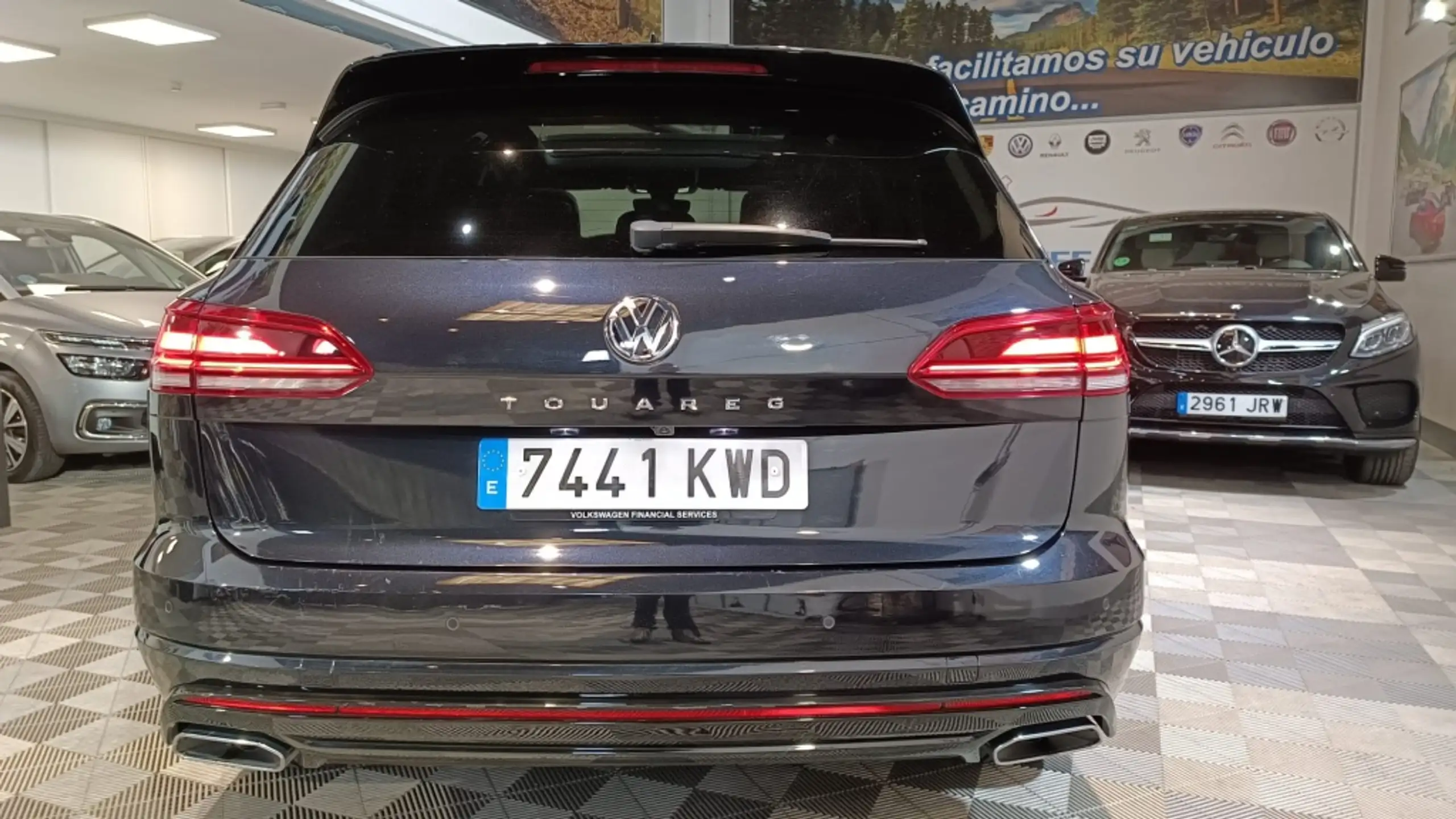 Volkswagen - Touareg