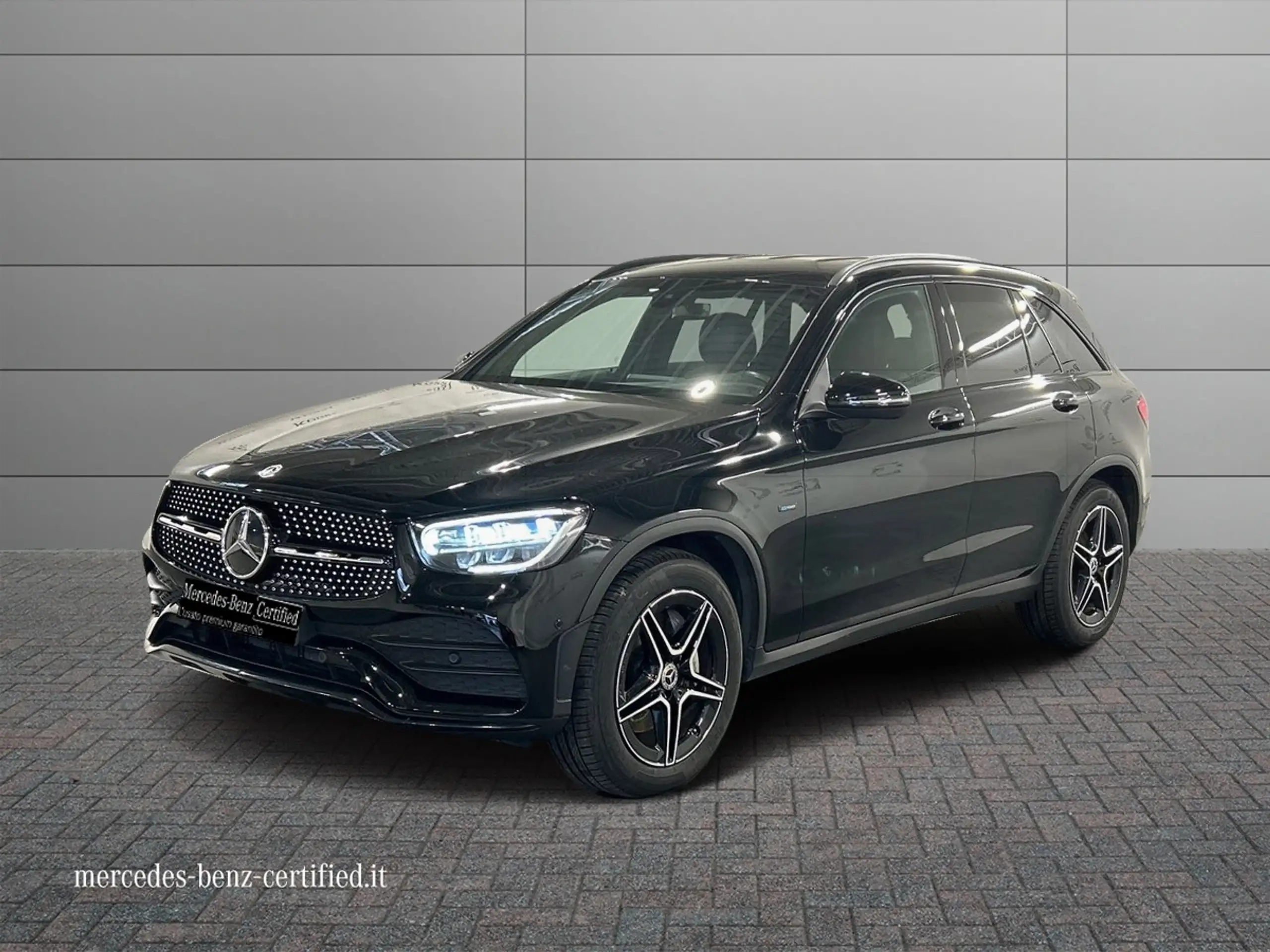 Mercedes-Benz GLC 300 2021