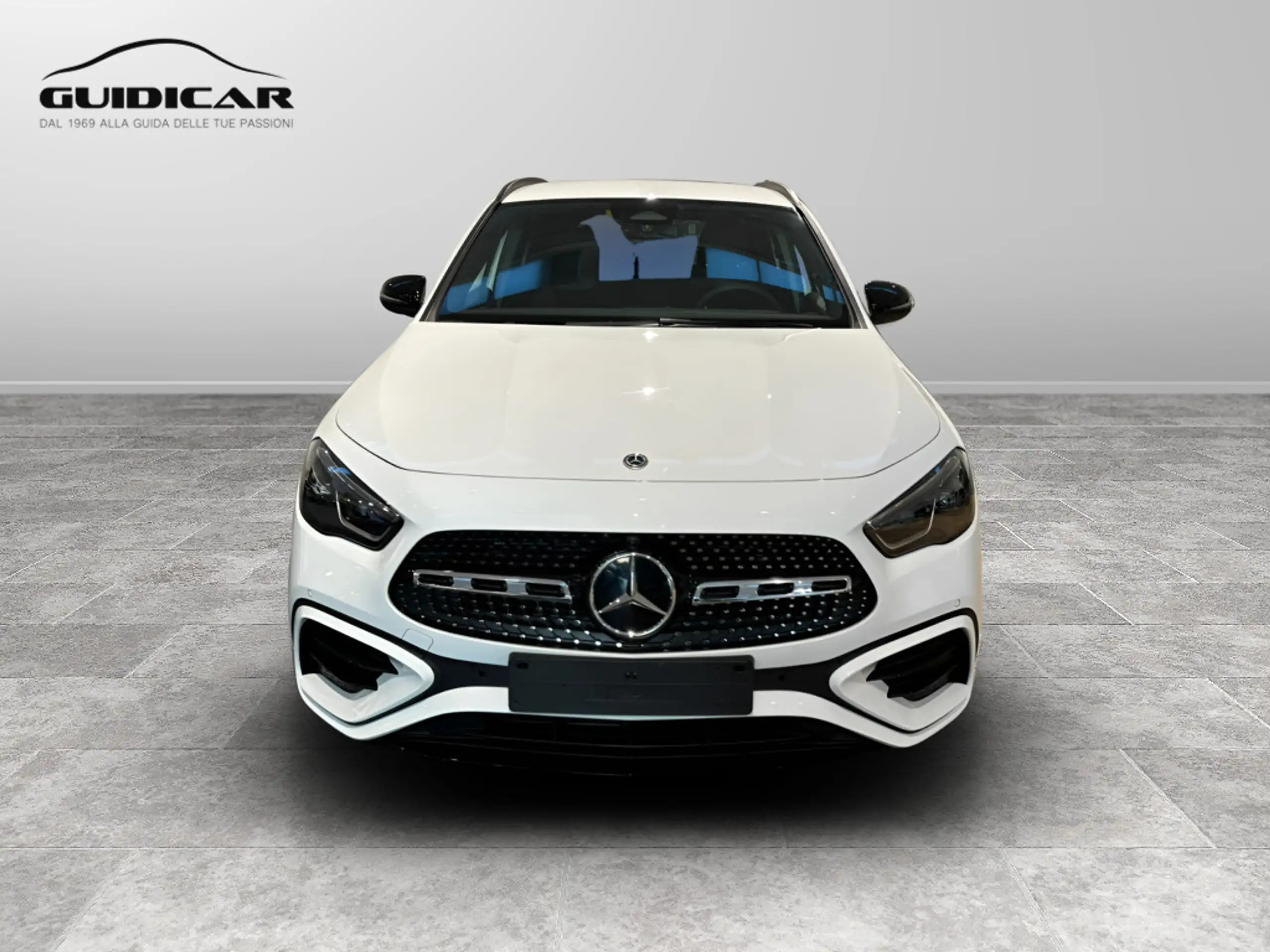 Mercedes-Benz - GLA 180