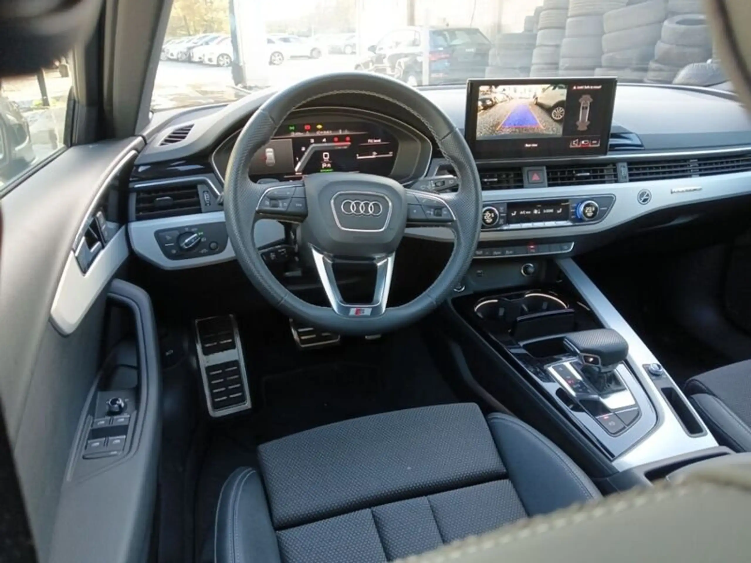 Audi - A4