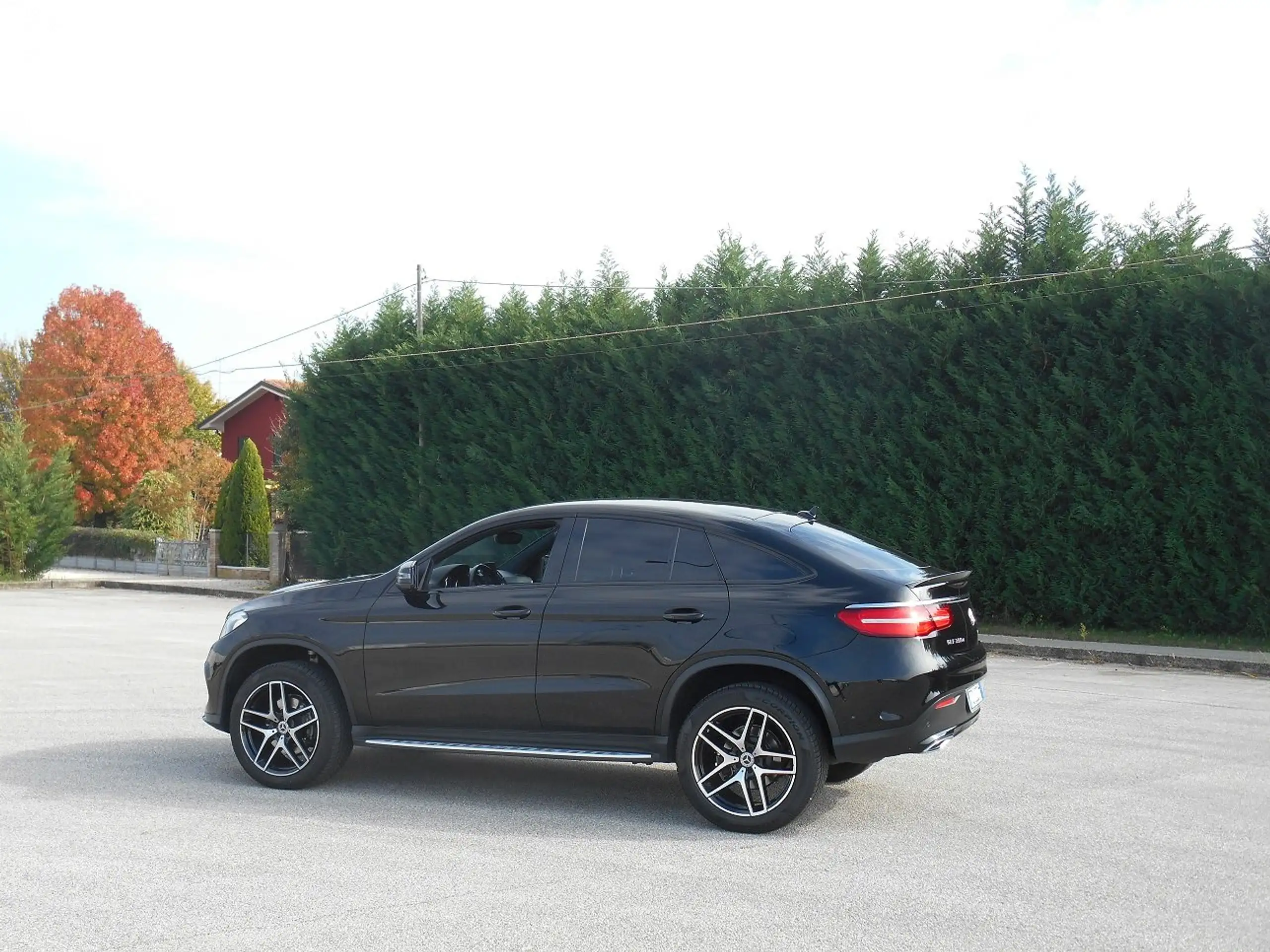 Mercedes-Benz - GLE 350