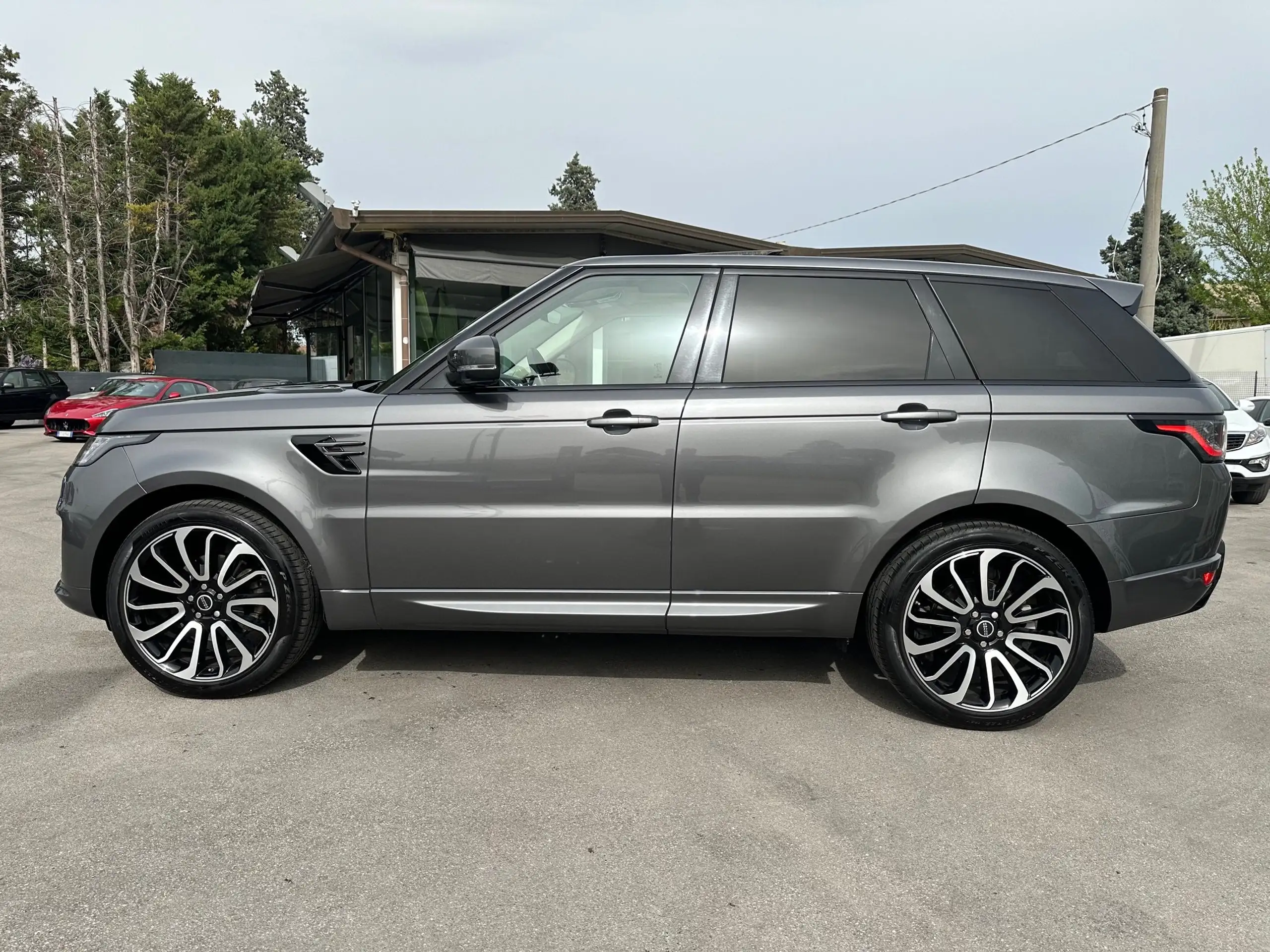 Land Rover - Range Rover Sport