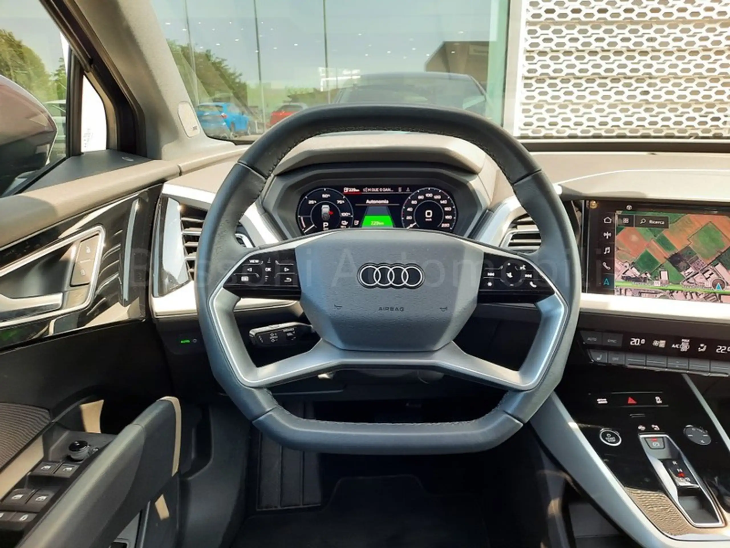 Audi - Q4 e-tron