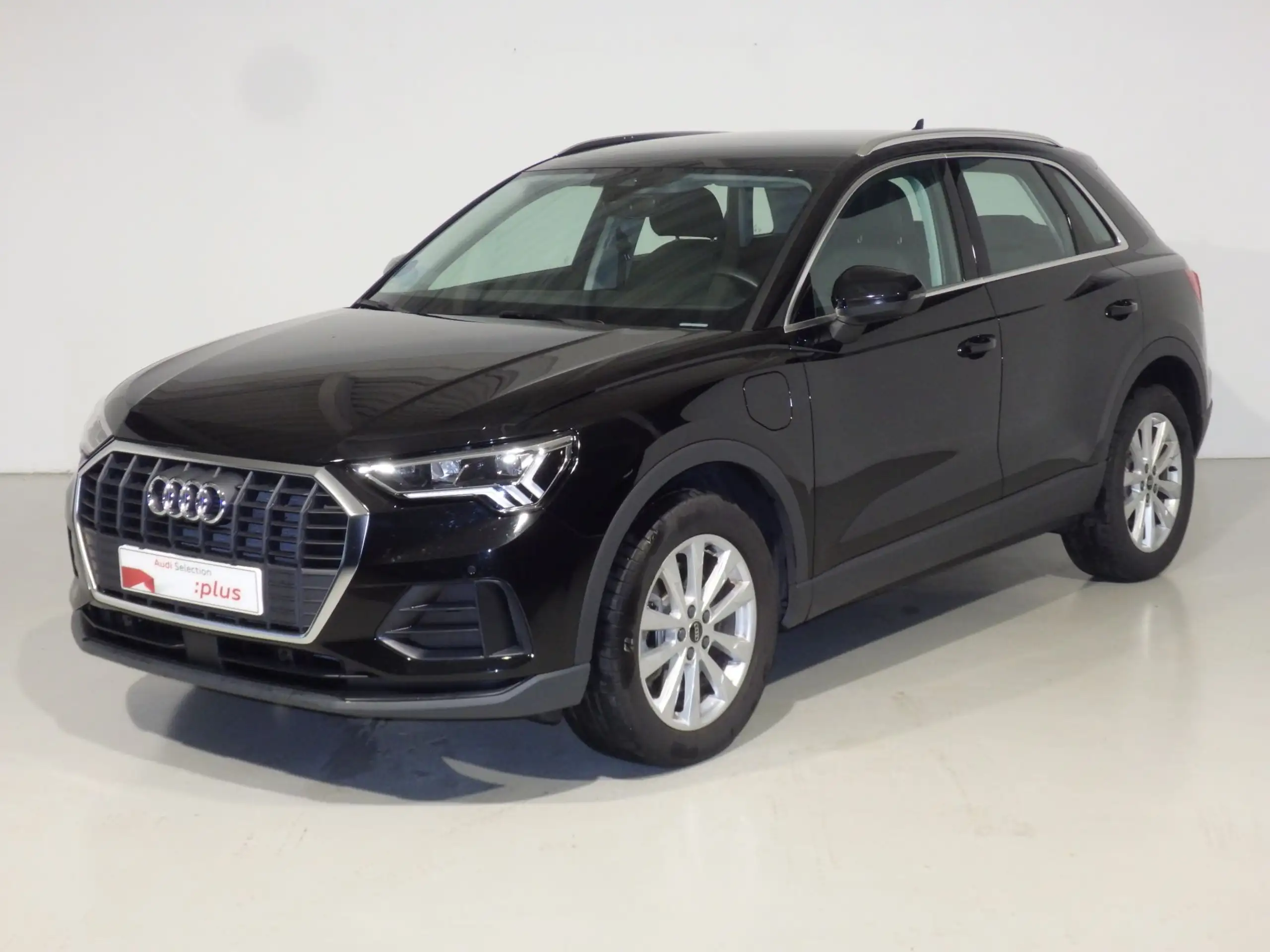 Audi - Q3