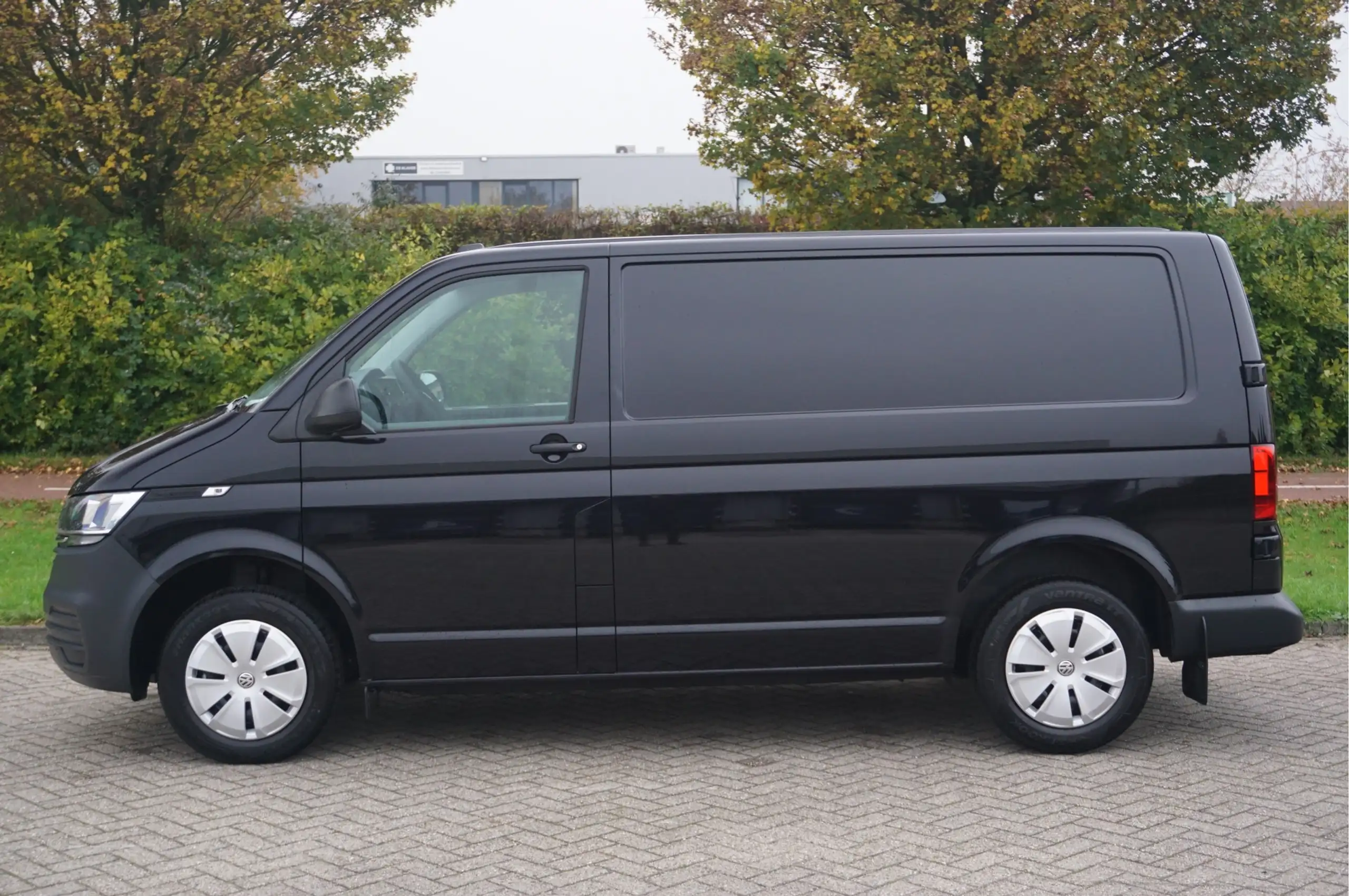 Volkswagen - T6.1 Transporter