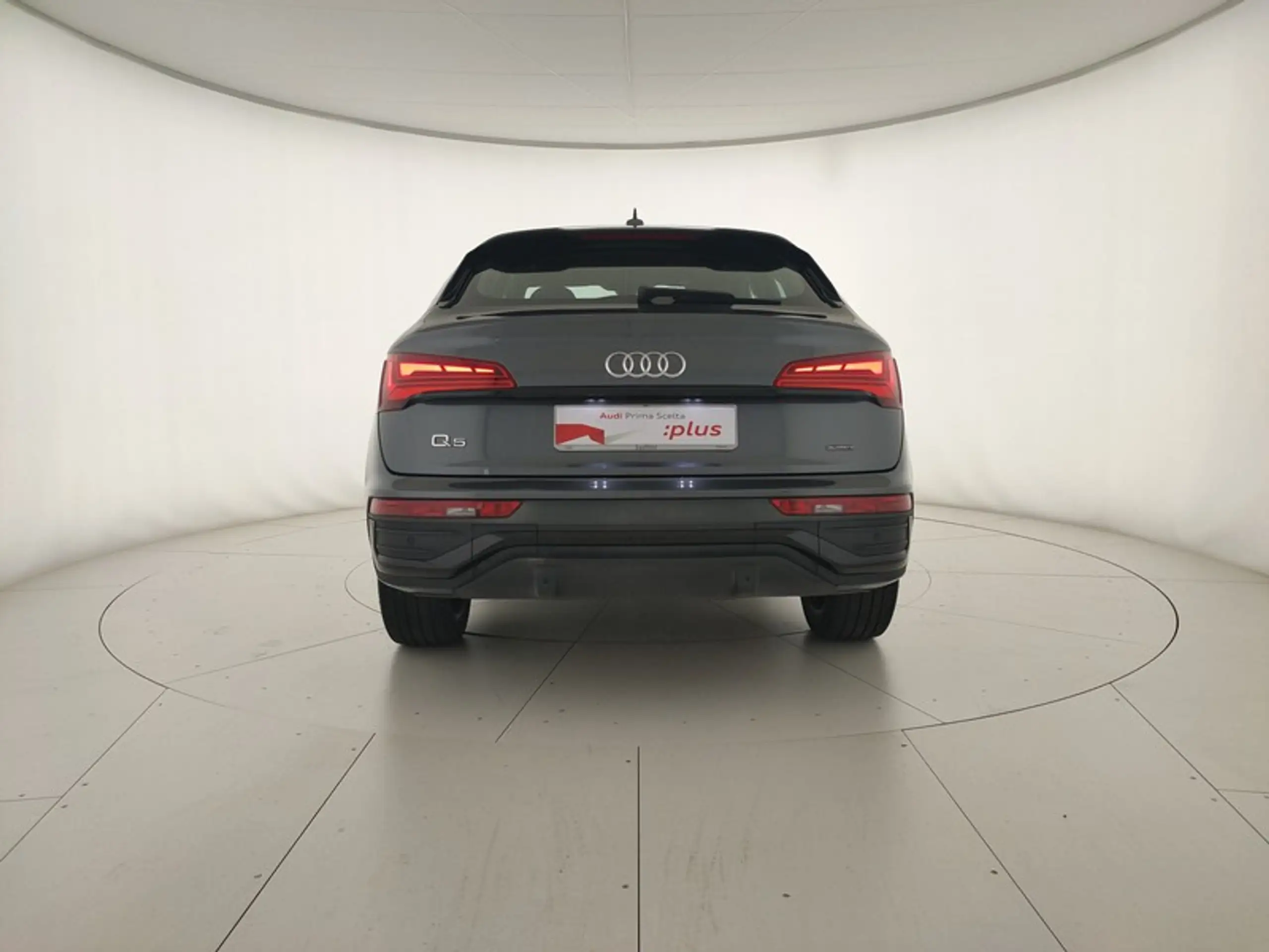 Audi - Q5