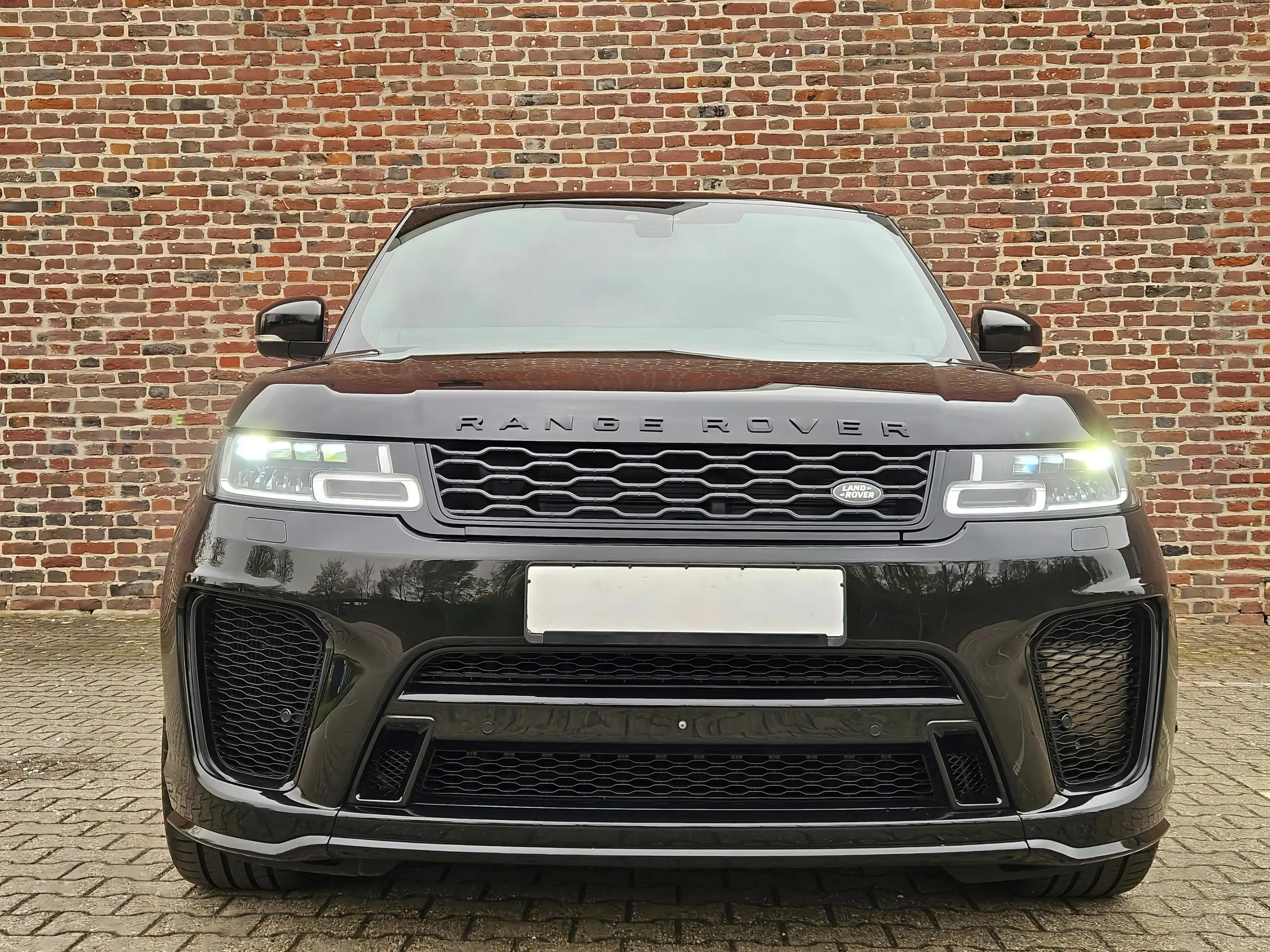 Land Rover - Range Rover Sport